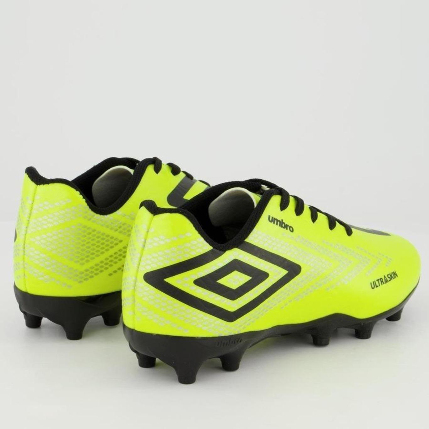 Chuteira de Campo Umbro Ultraskin - Júnior - Foto 3