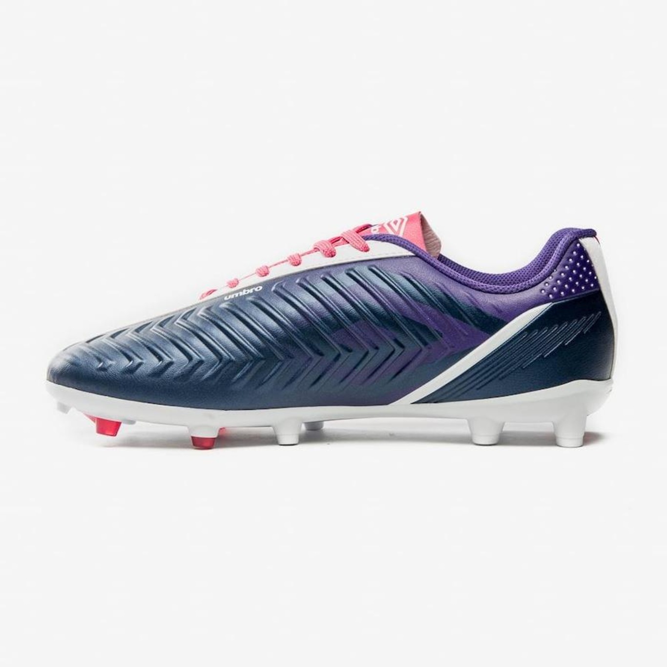 Umbro womens hot sale soccer cleats