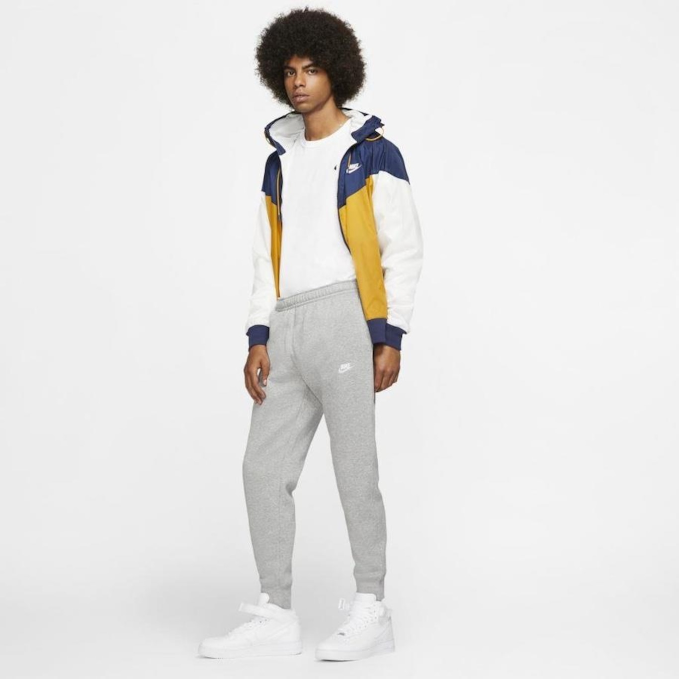 Calça Jogger Nike Sportswear Club Fleece - Masculina - Foto 6