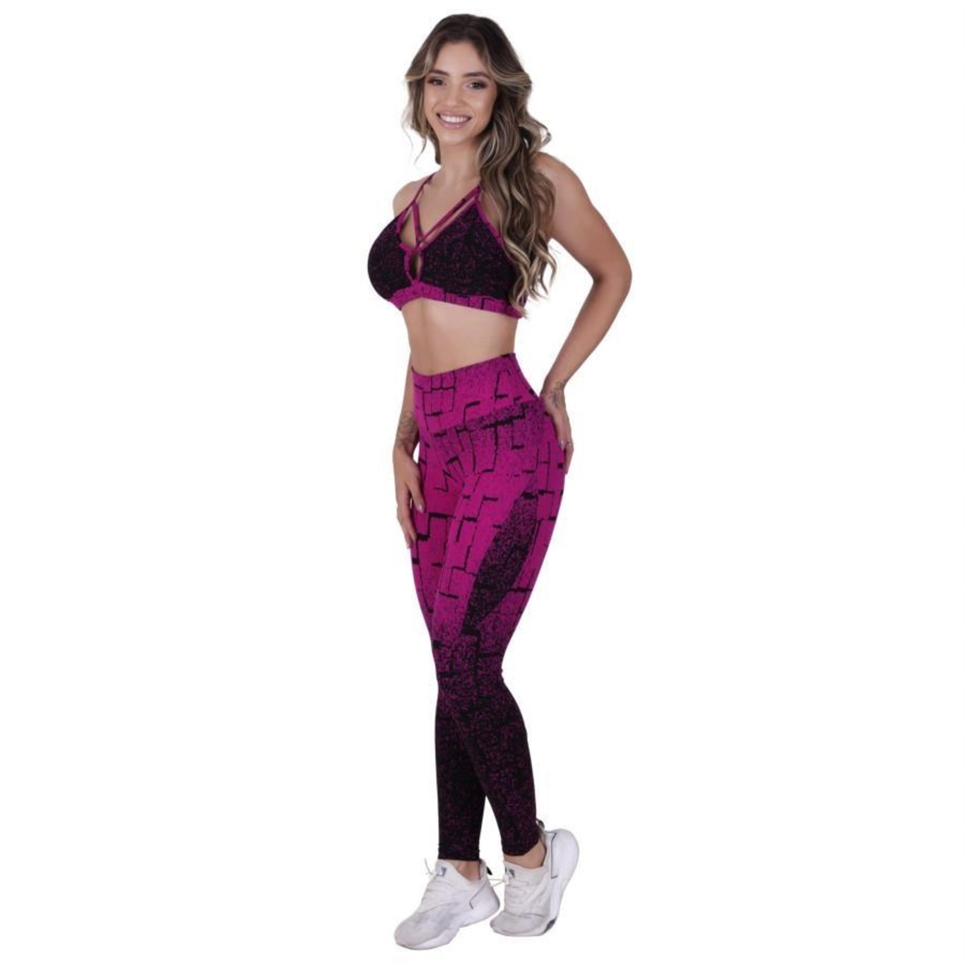 Conjunto Legging Fitness Orbiss Fitness Degrade Recortes e Top Tiras Bojo Poliamida - Feminino - Foto 1