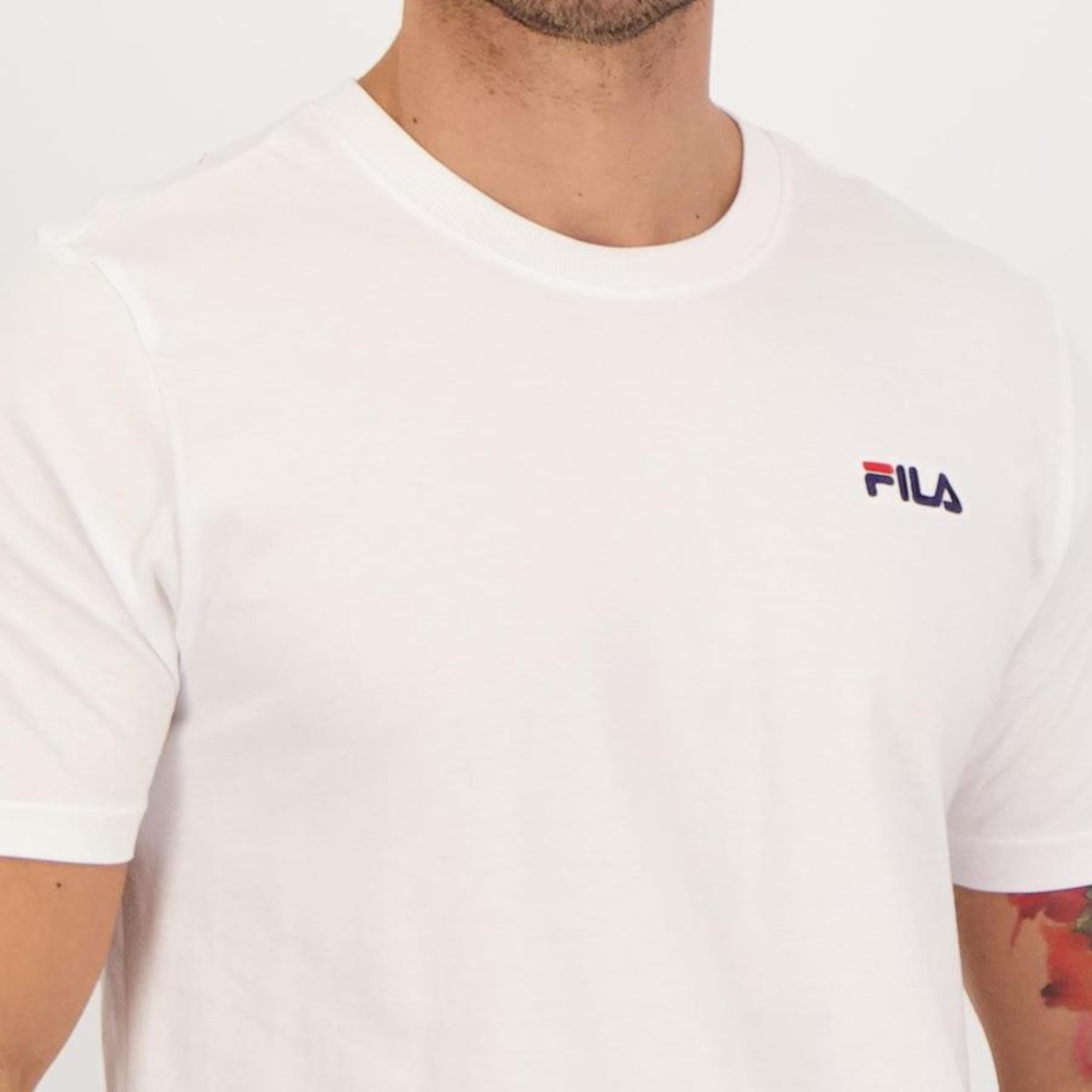 Camiseta Fila Classic - Masculina - Foto 4