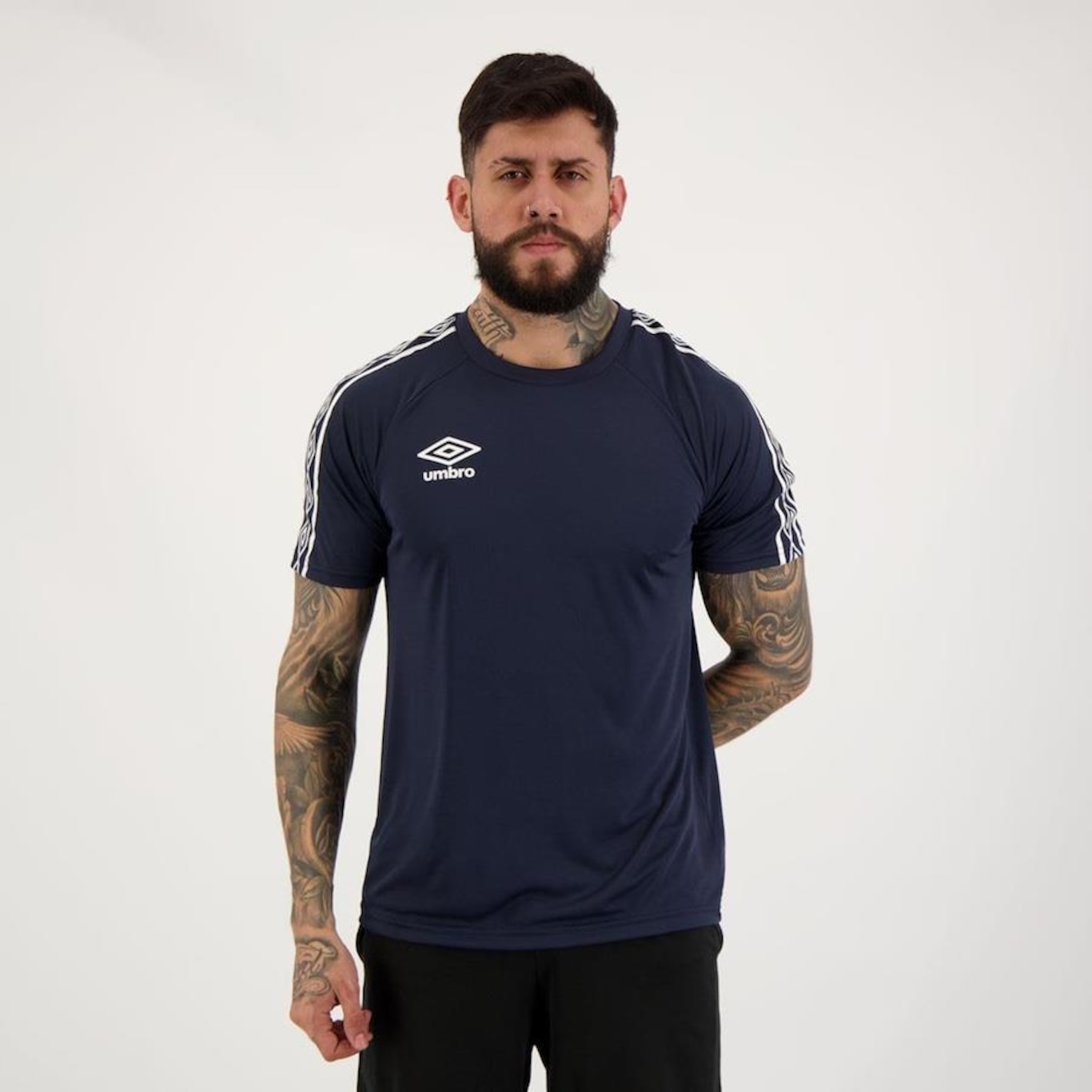 Camiseta Umbro Traditional Tape - Masculina - Foto 5