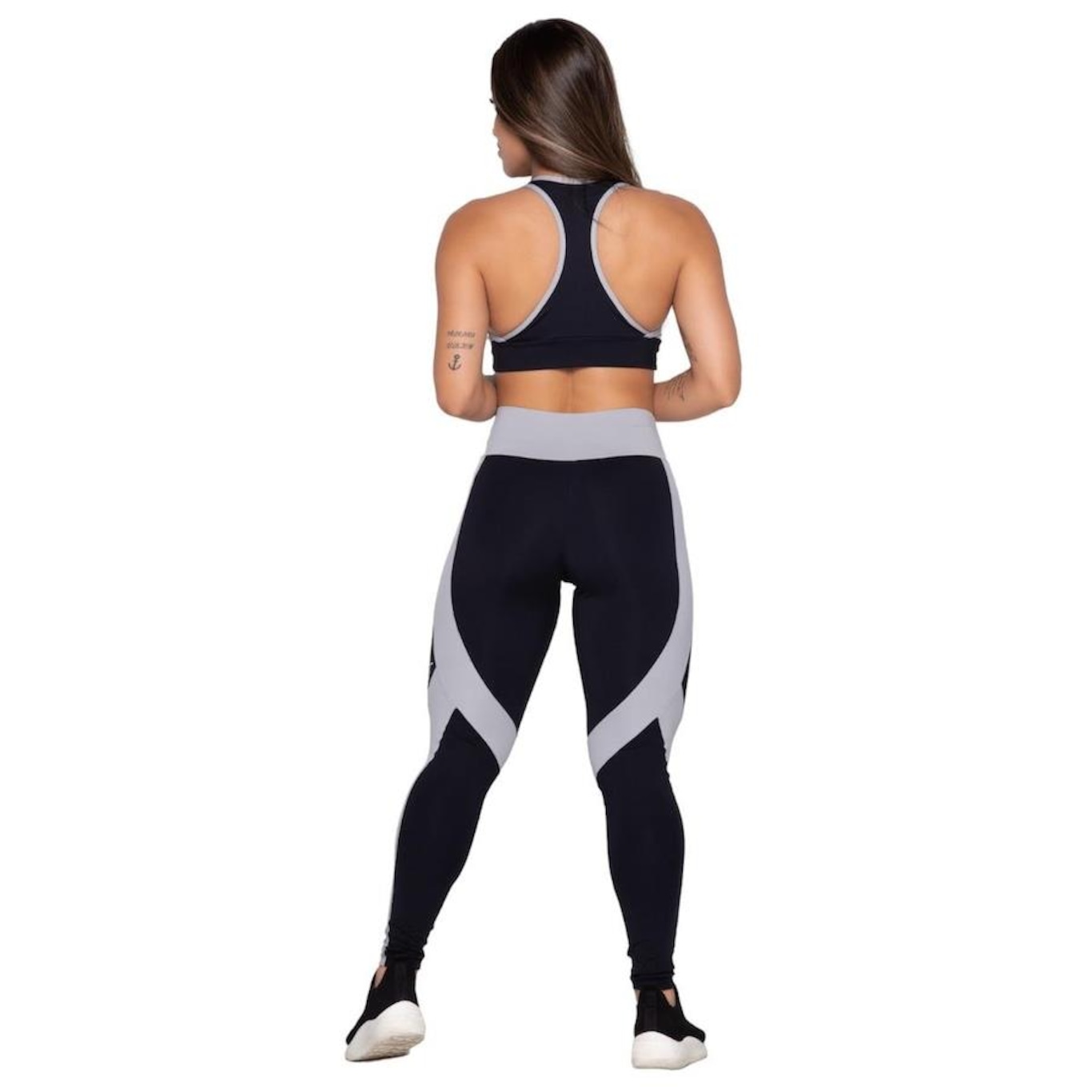 Calça Legging AVA Fitness Wear Suplex Preta com Recorte com Silk - Feminina - Foto 6