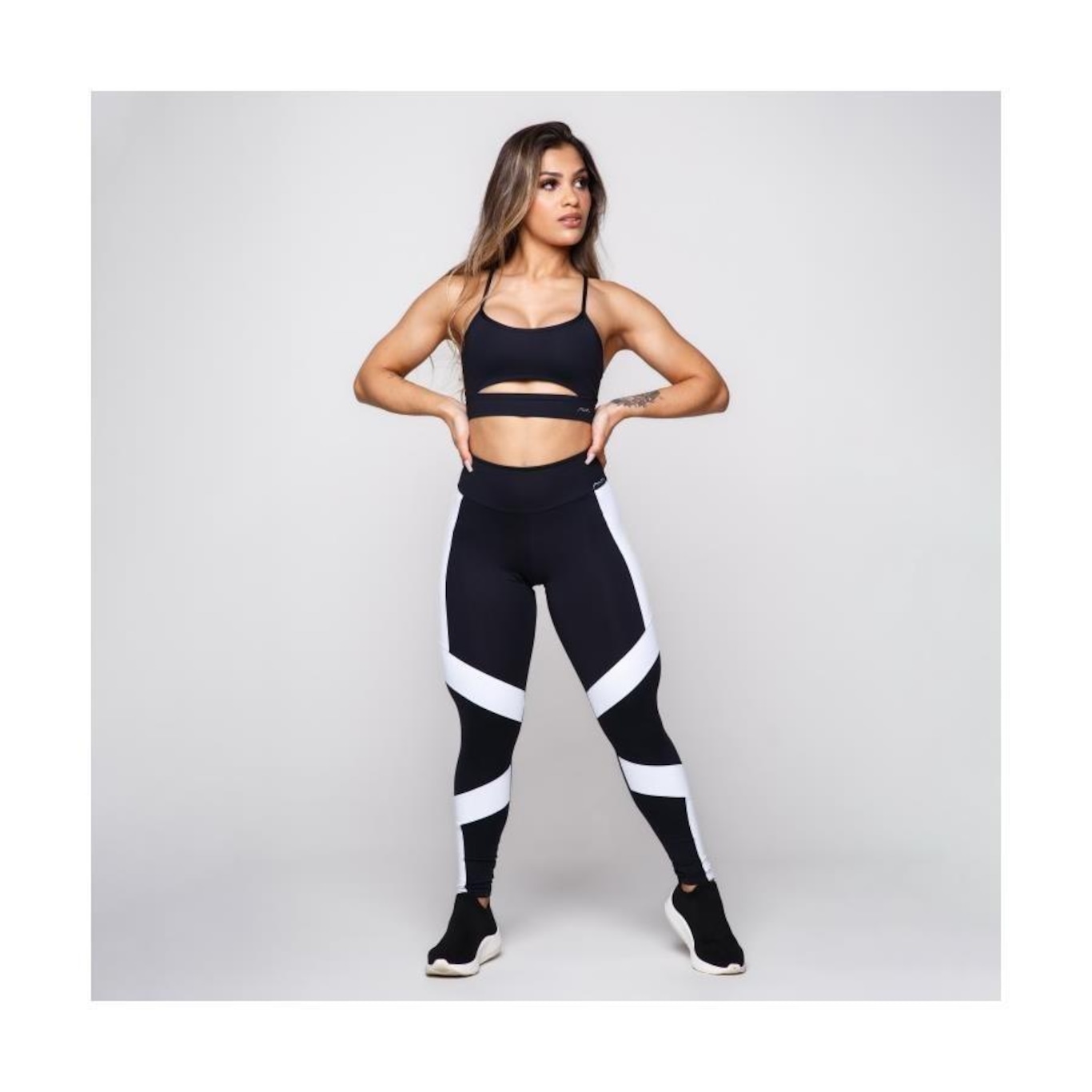 Top Fitness AVA Fitness Wear Suplex Poliamida com Abertura - Adulto - Foto 4