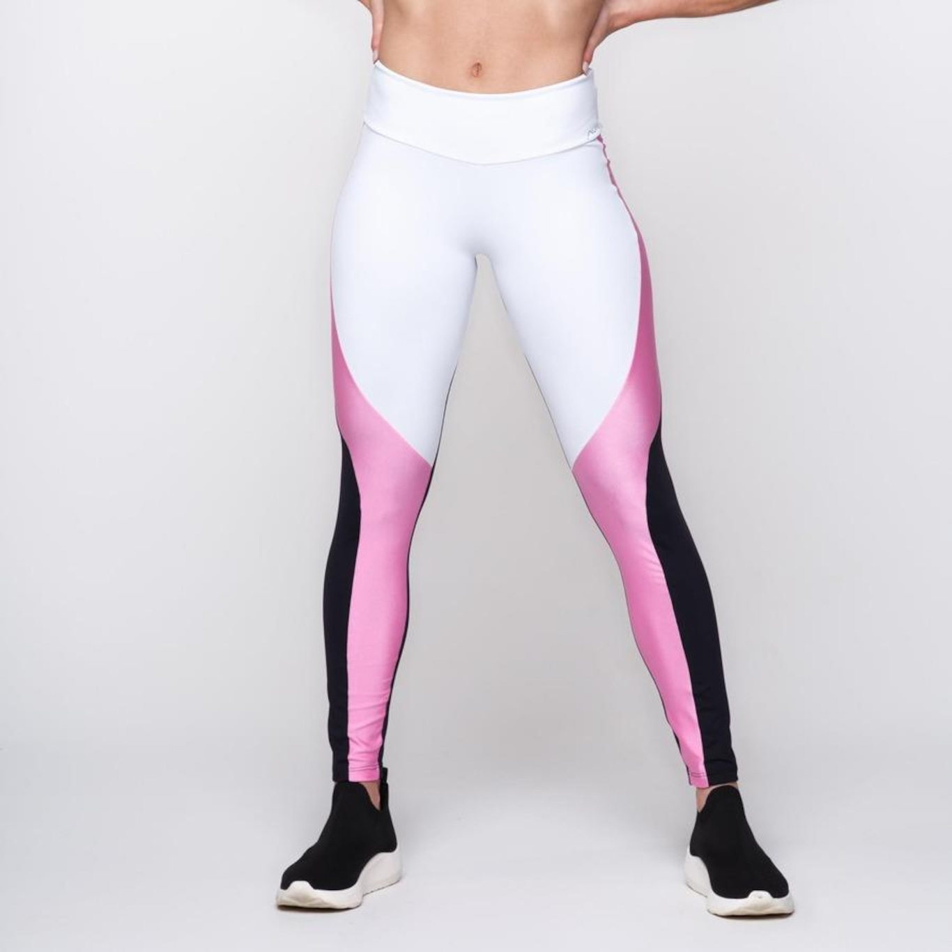 Calça Legging AVA Fitness Wear Suplex Poliamida com Recorte - Feminina - Foto 3