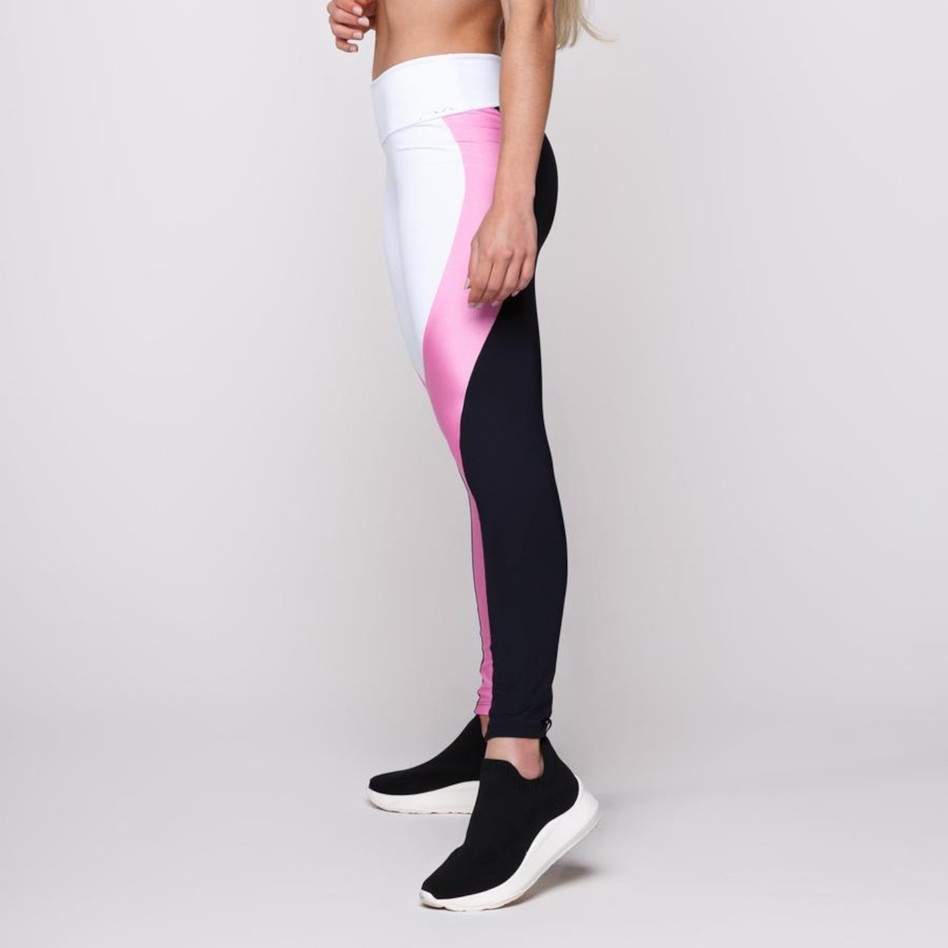 Calça Legging AVA Fitness Wear Suplex Poliamida com Recorte - Feminina - Foto 5