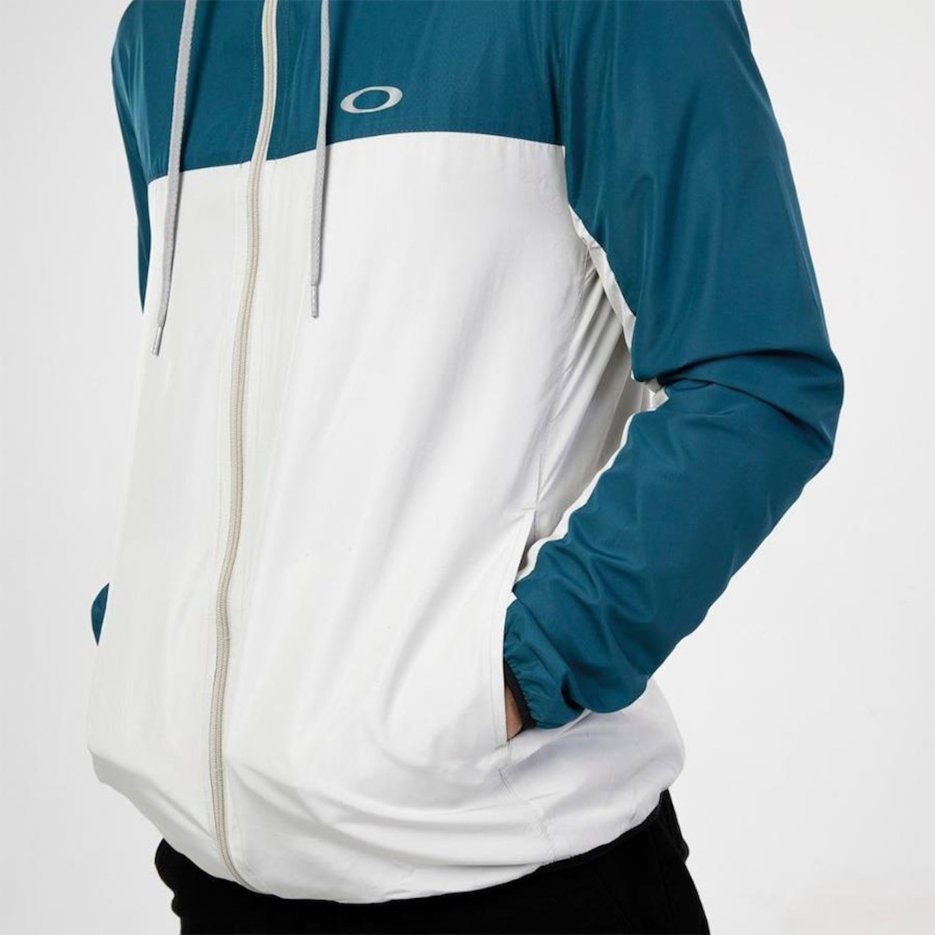 Jaqueta Corta Vento Oakley Windbreaker - Masculina - Foto 2