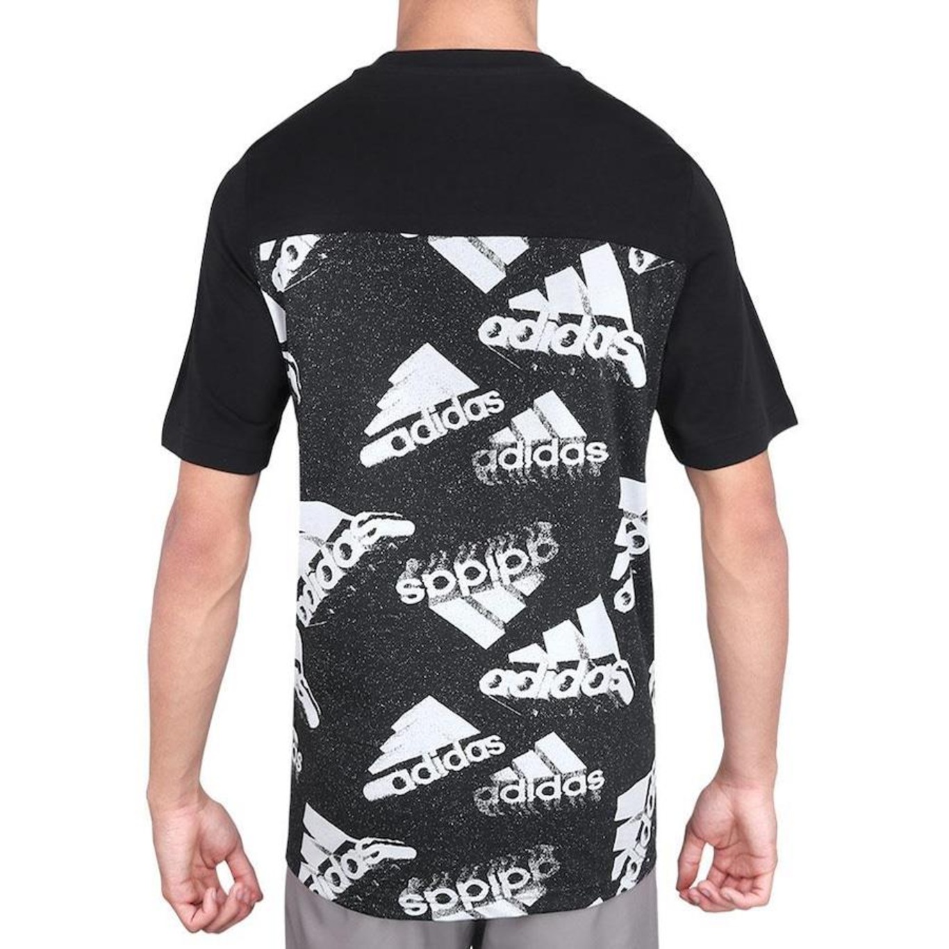 Camiseta adidas AOP Brand Love - Masculina - Foto 4