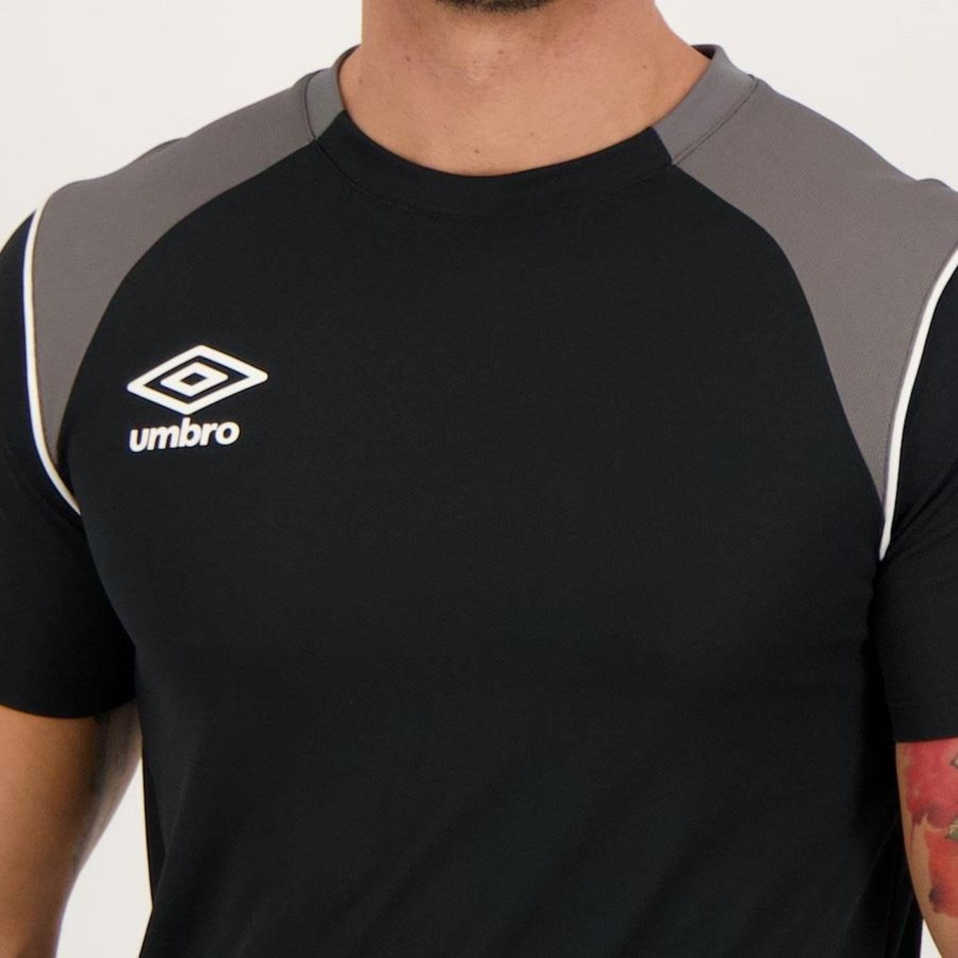 Camiseta Masculina Umbro Manga Curta - Foto 4