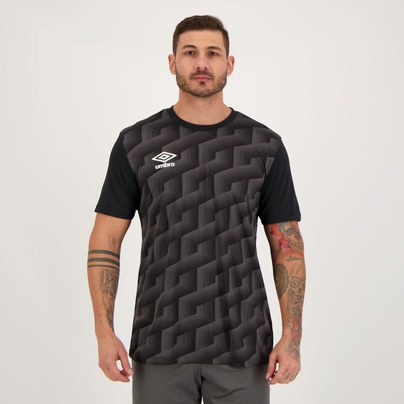 Camiseta Umbro Diamond D - Masculina - Foto 1