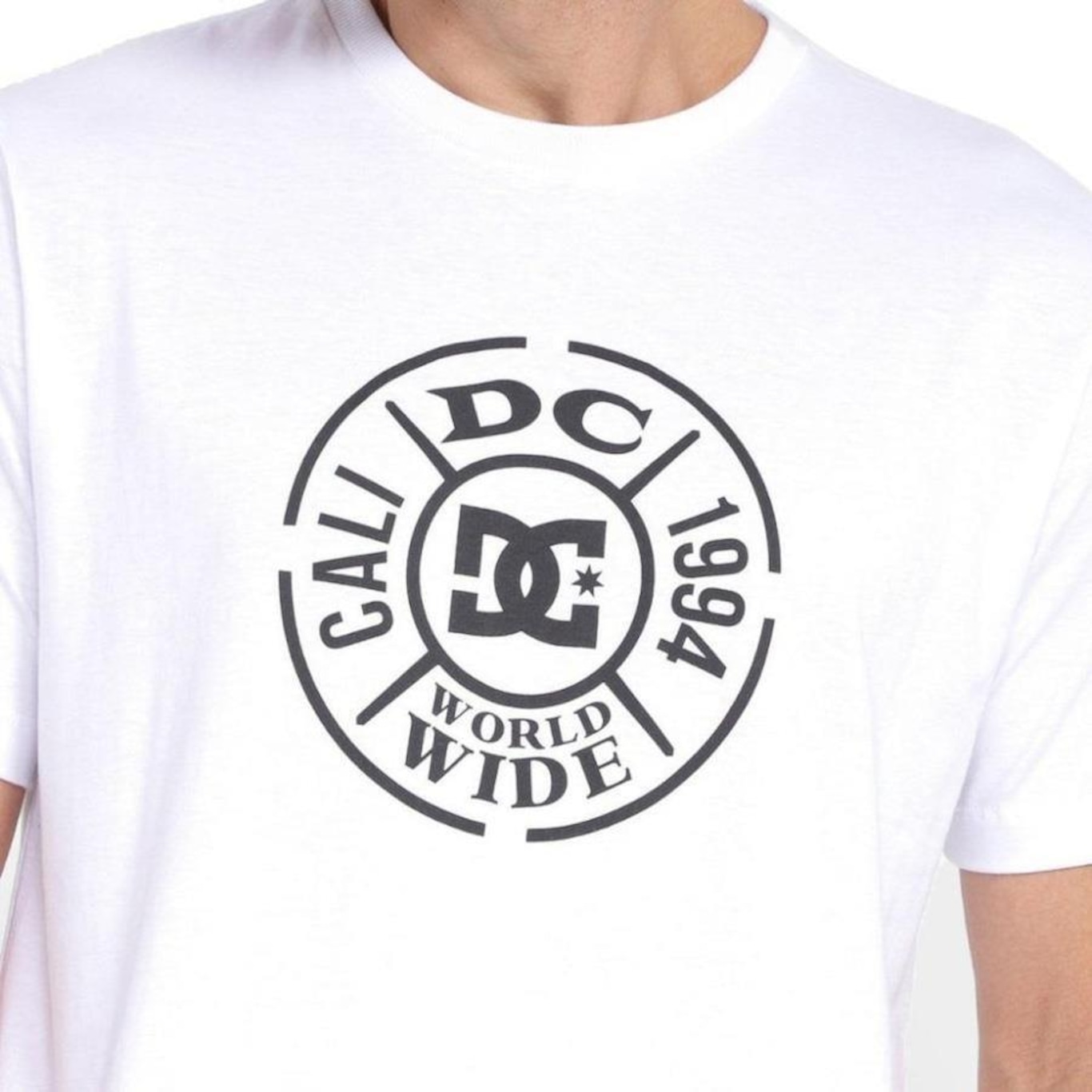 Camiseta DC Shoes Sealed Dealm Masculina Branco - Foto 3