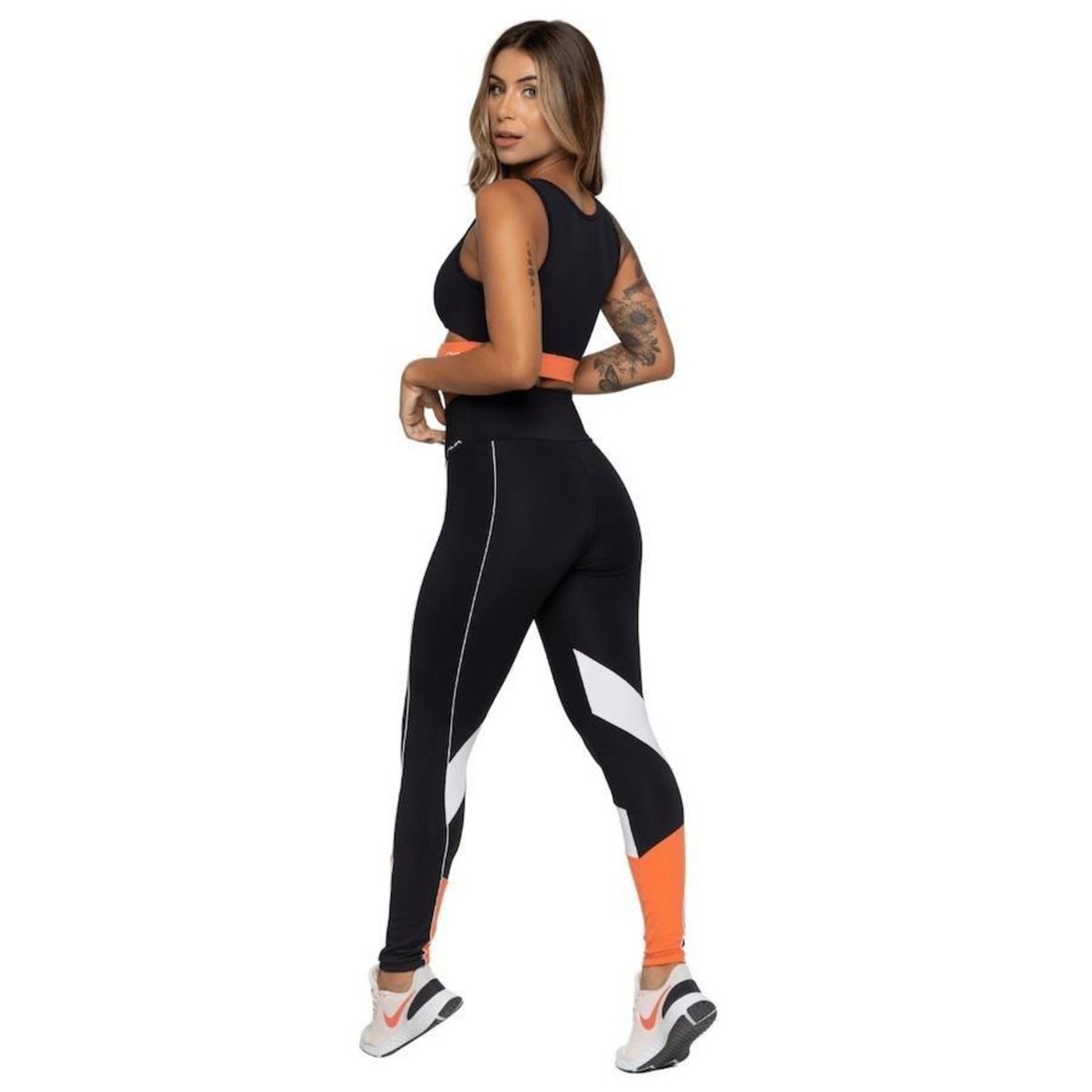 Calça Legging AVA Fitness Wear Suplex Vivo e Recorte - Feminina - Foto 6