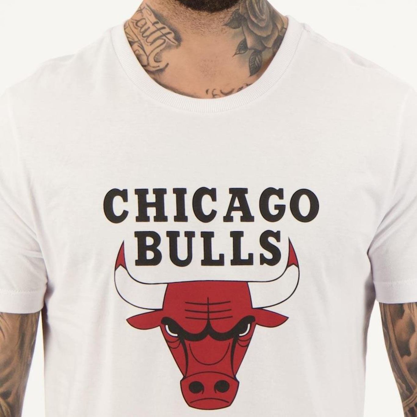 Camiseta New Era NBA Chicago Bulls Basic - Masculina - Foto 4