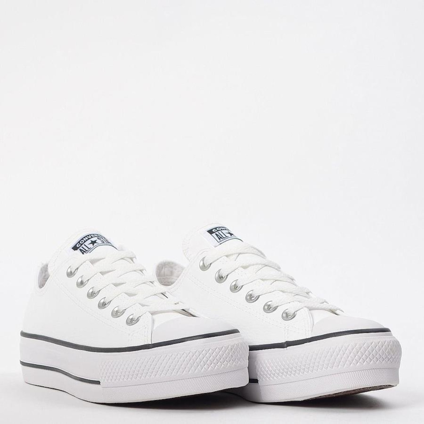 Tênis Converse Chuck Taylor All Star Platform Ox - Preto+Branco