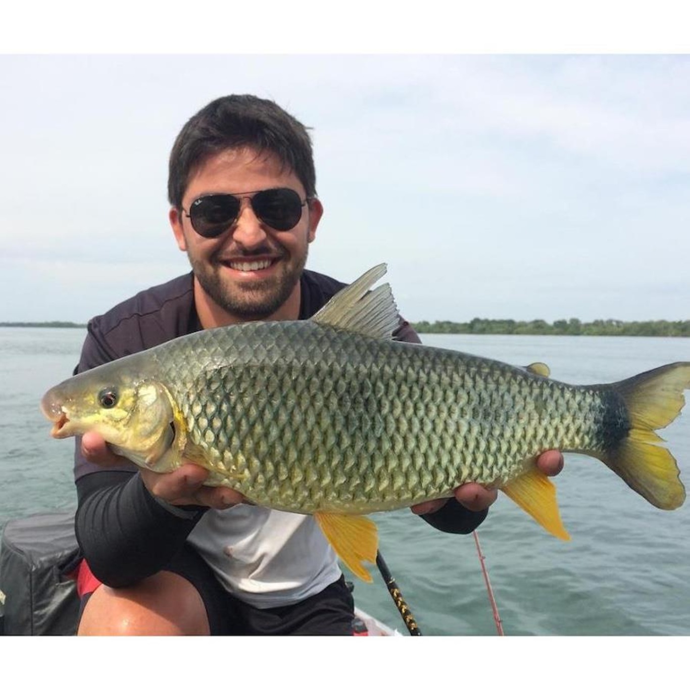 Alicate Balança Pega Peixe Pesca Brasil 21kg com corda e cabo