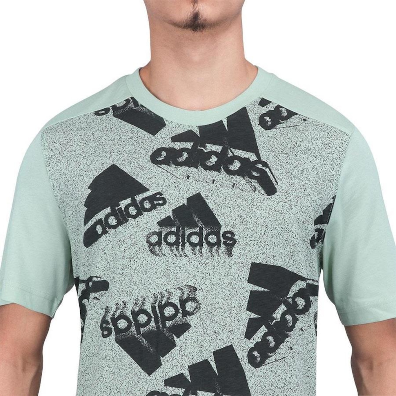 Camiseta adidas AOP Brand Love - Masculina - Foto 2