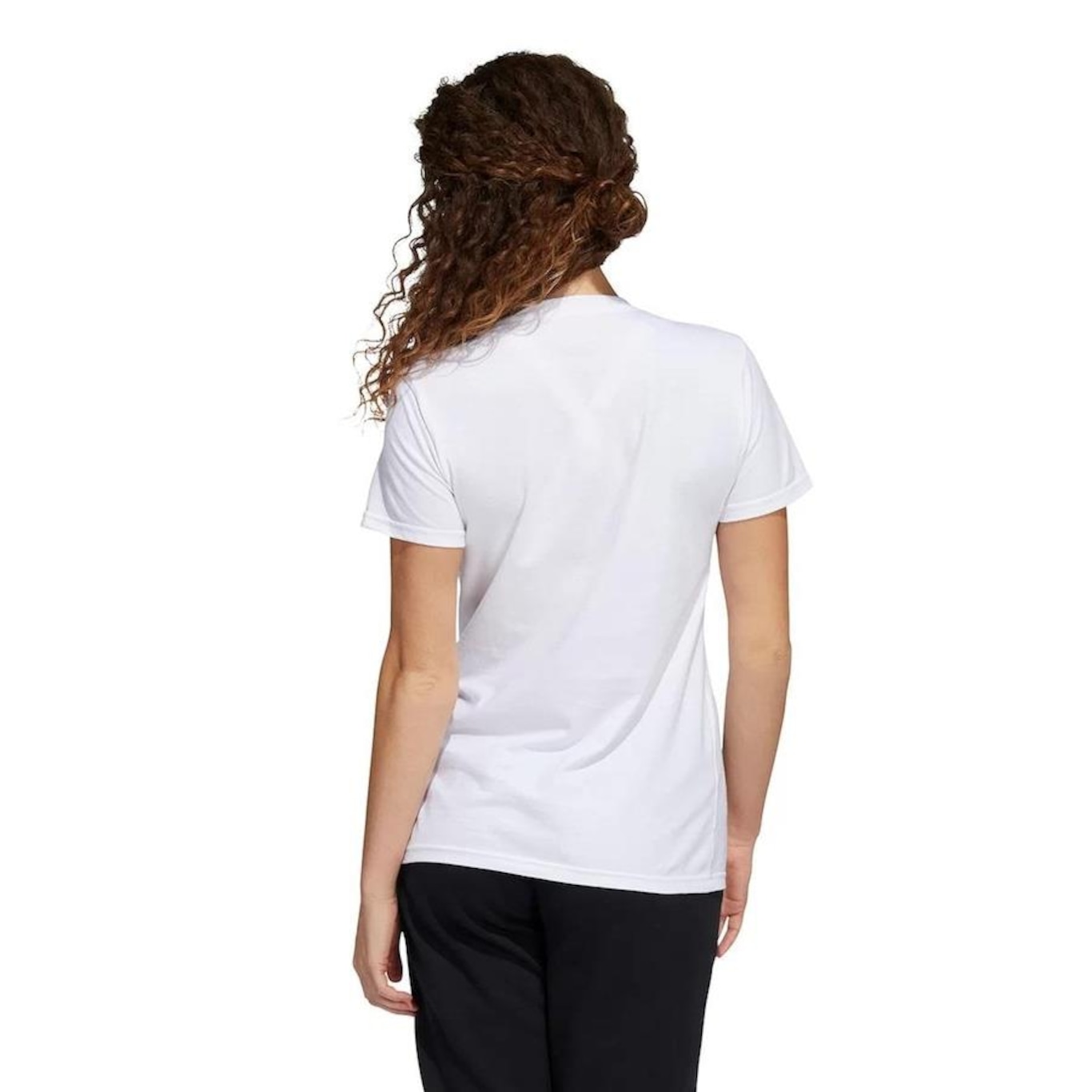 Camiseta adidas Basic Badge Of Sport - Feminina - Foto 3