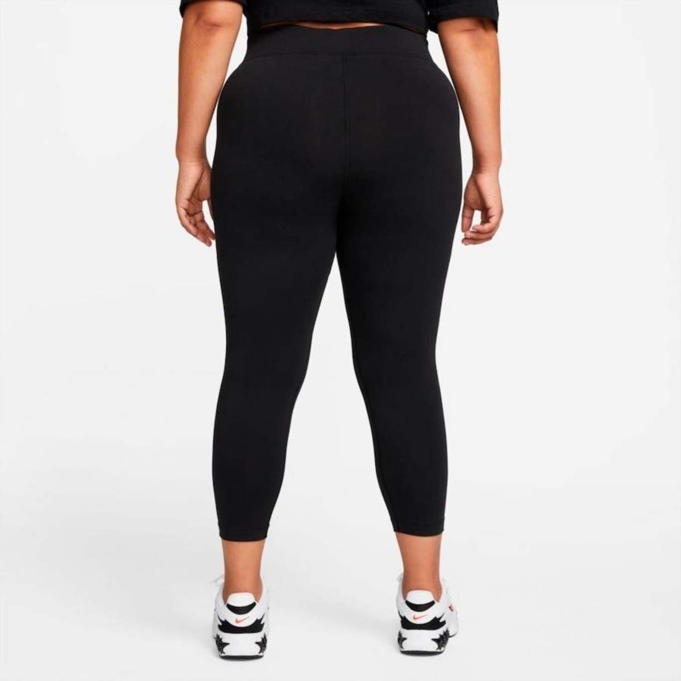 Calça Legging Feminina Plus Size Nike Sportswear Essential em