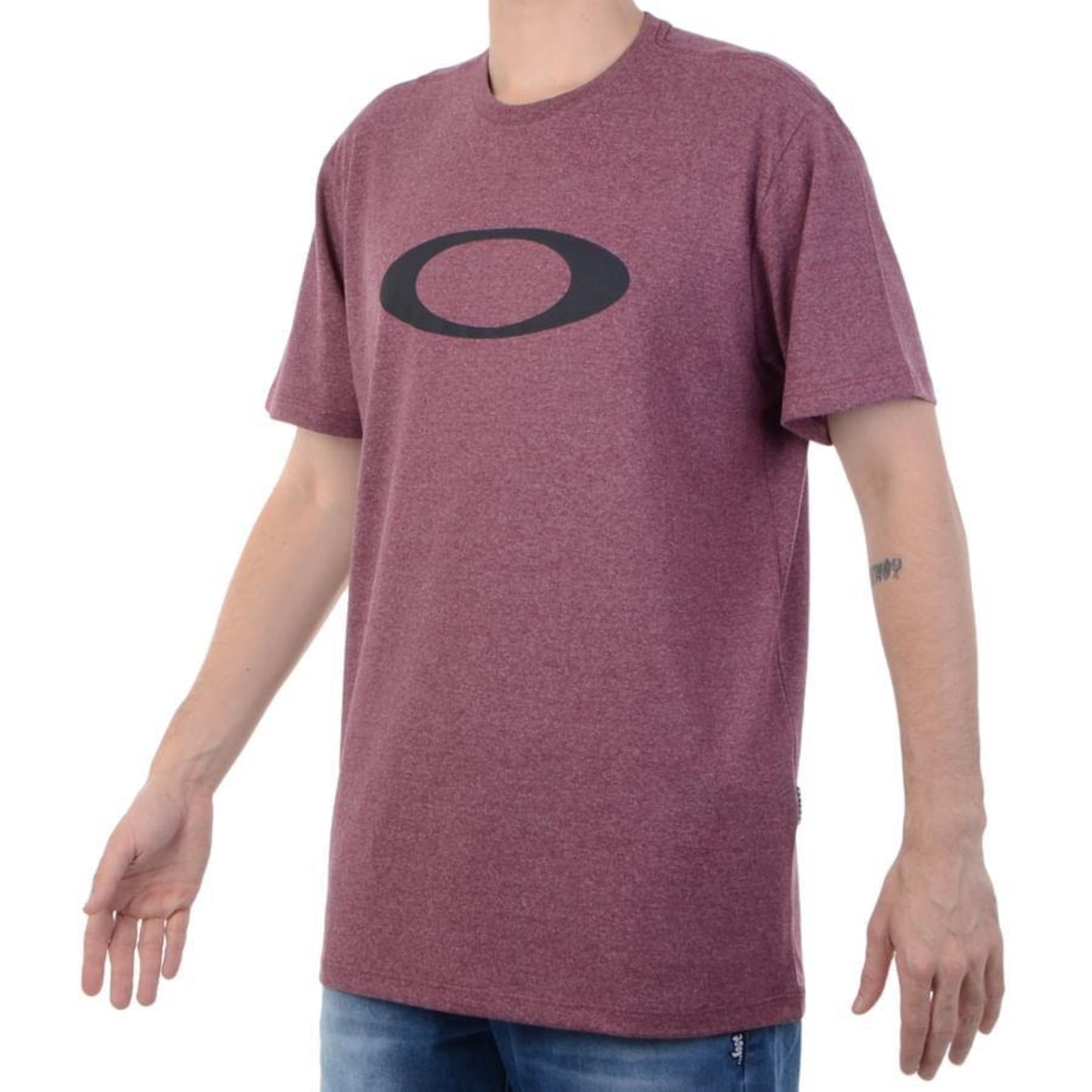 Camiseta Oakley Carryover Basic - Masculina - Foto 2