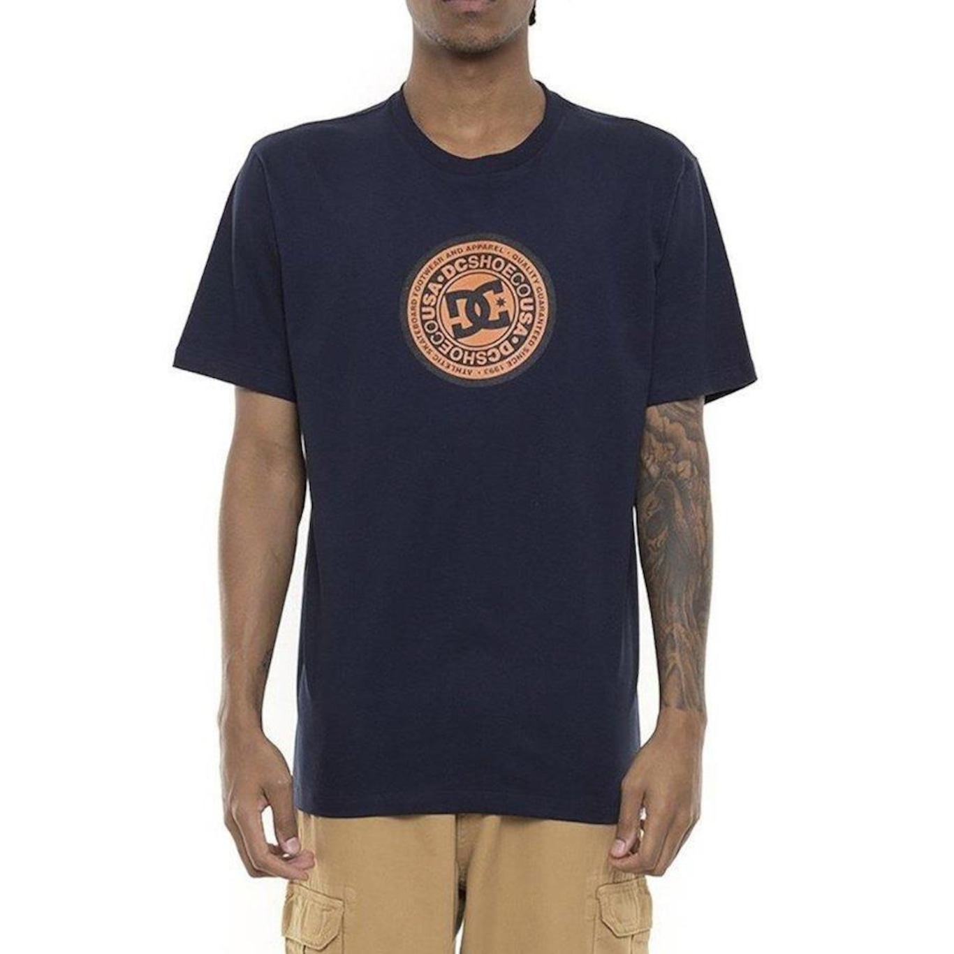 Camiseta DC Shoes Circle Star - Masculina - Foto 1