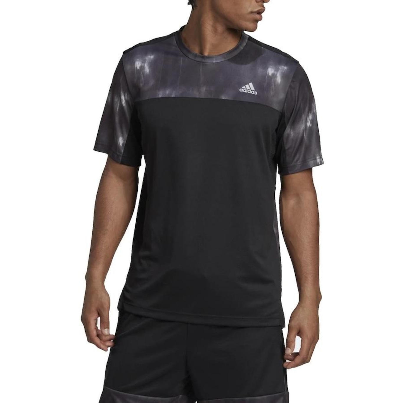 Camiseta adidas Workout AOP - Masculina - Foto 2