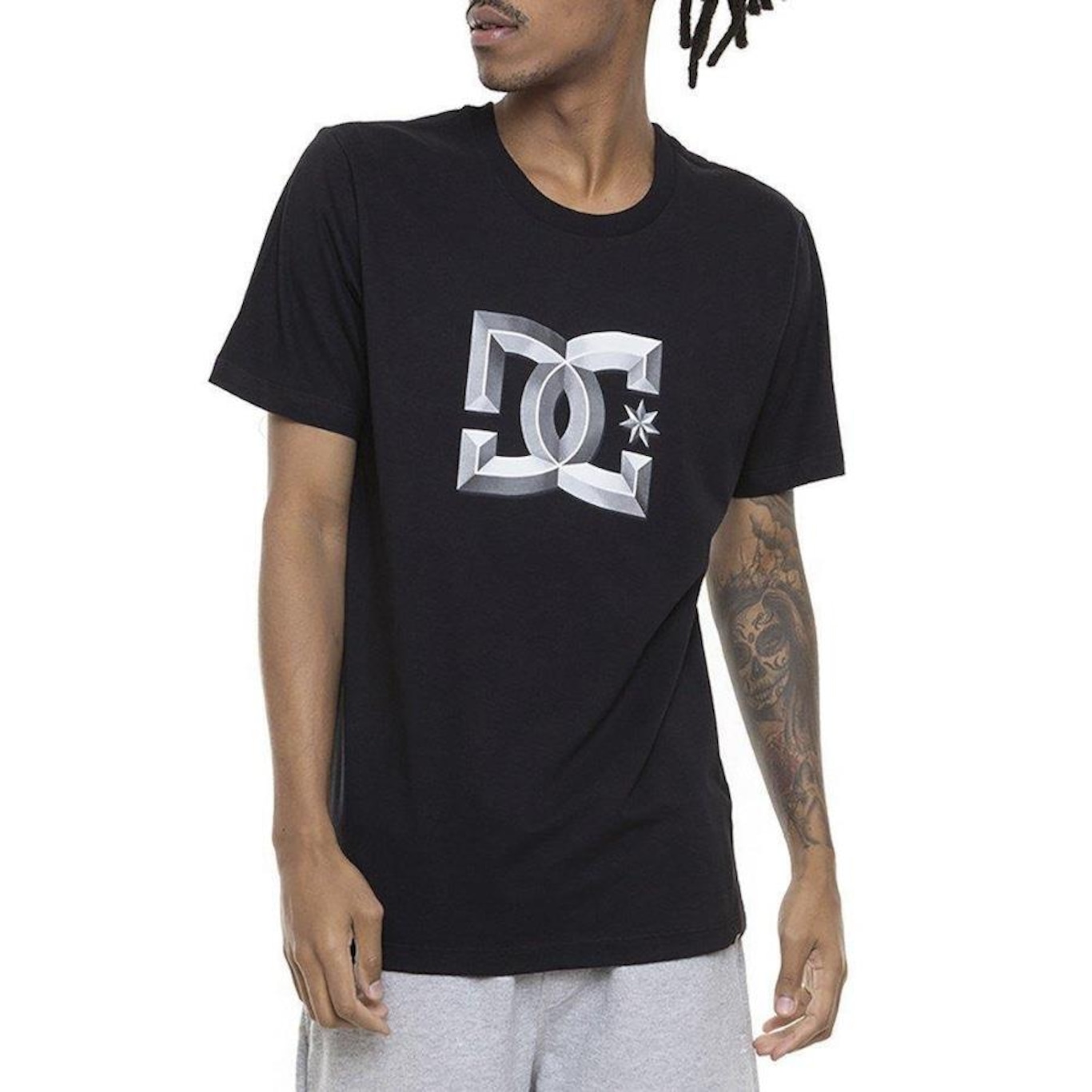 Camiseta DC Shoes Star Bevelled - Masculina - Foto 1