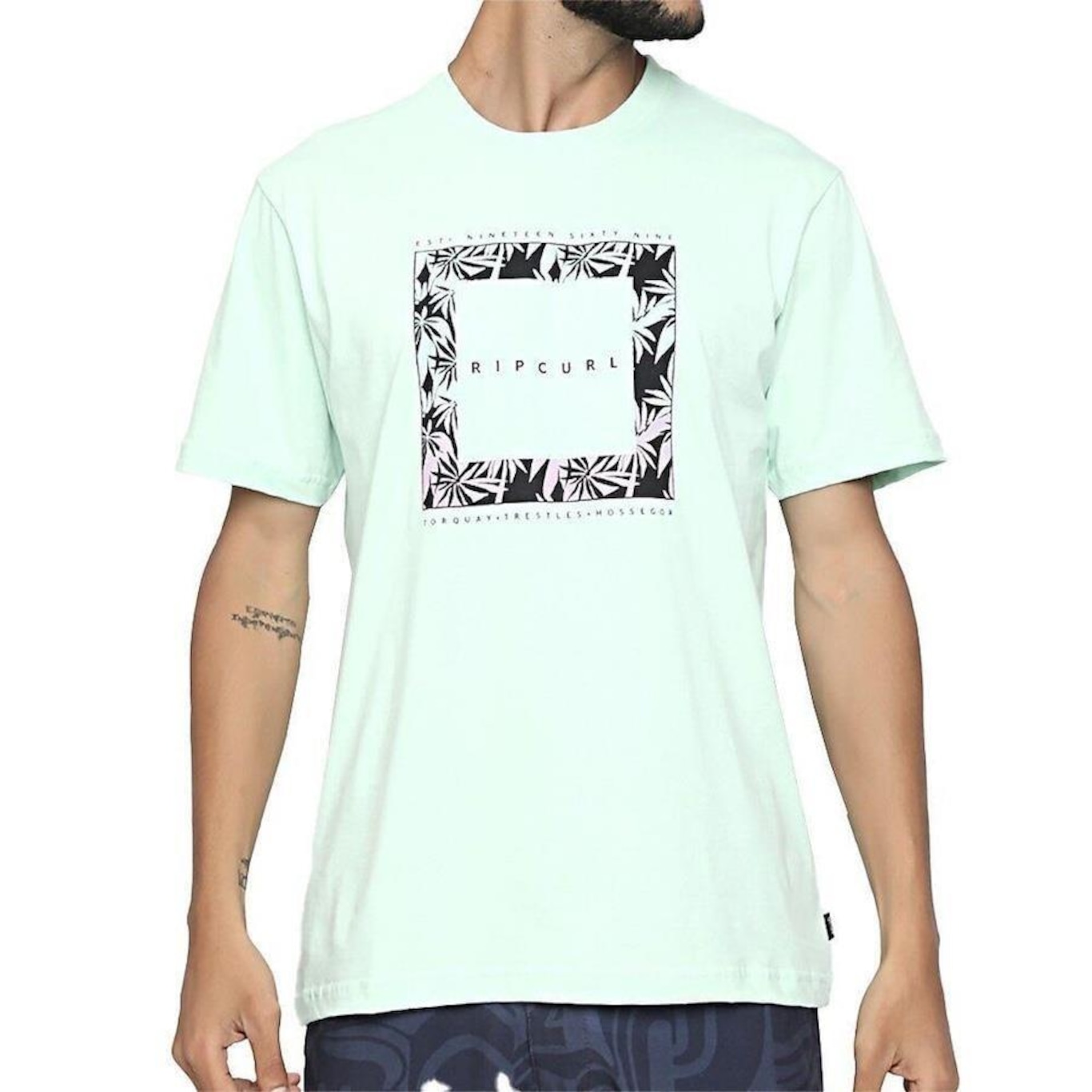 Camiseta Rip Curl Tropic Logo Filter SM23 - Masculina - Foto 1