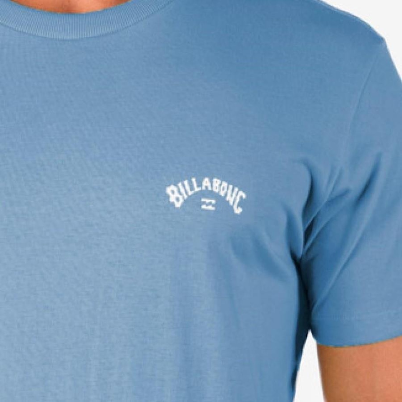 Camiseta Billabong Small Arch - Masculina - Foto 2