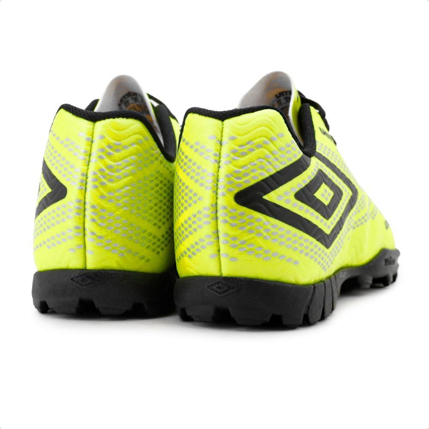 Chuteira Society Umbro Ultraskin - Adulto - Foto 6