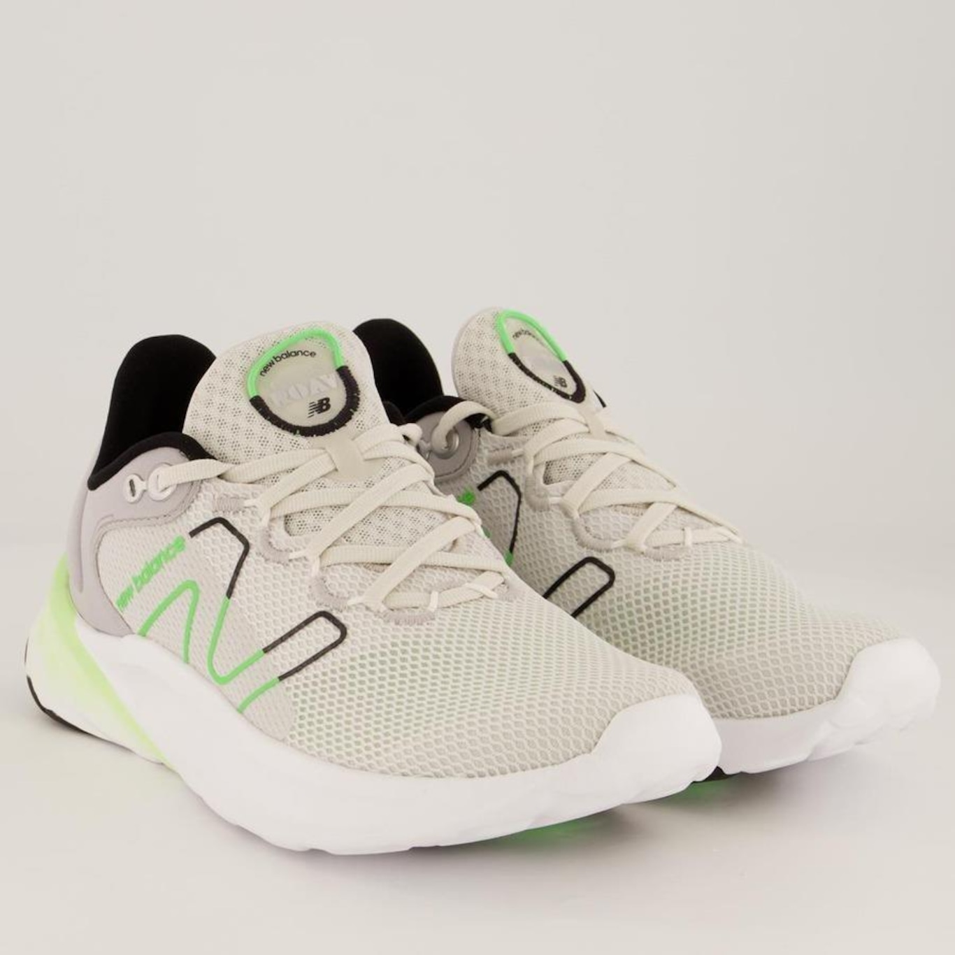 Tênis New Balance Roav V2 - Masculino - Foto 2