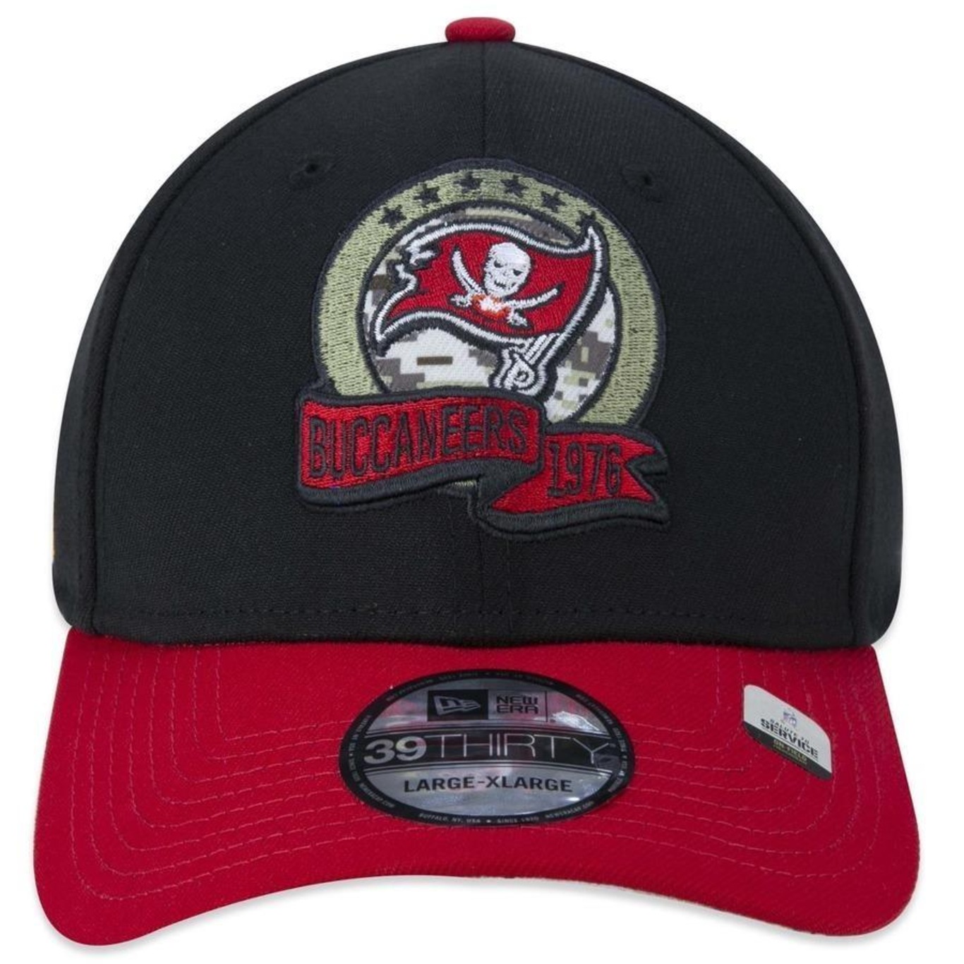 Boné Aba Curva New Era 39Thirty Tampa Bay Buccaneers Salute To Service 2022 - Stretch Fit - Masculino - Foto 2