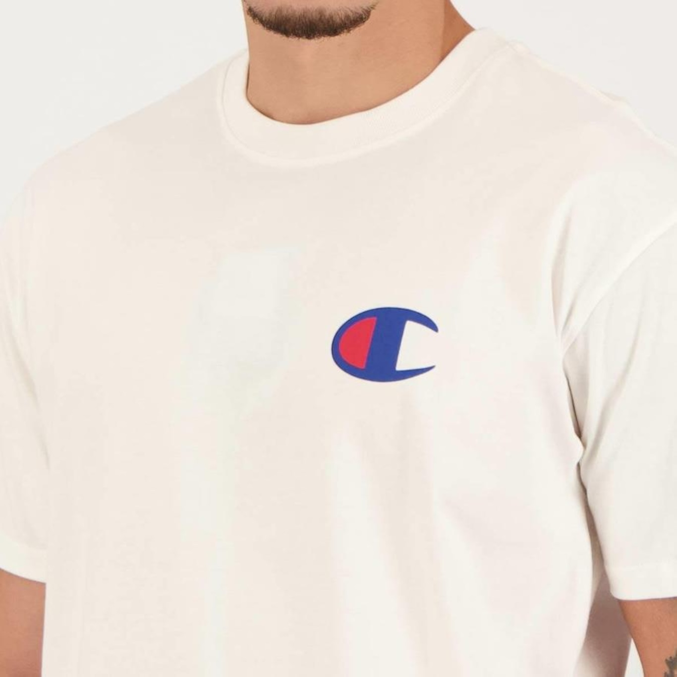 Camiseta Champion Logo Medium - Masculina - Foto 4