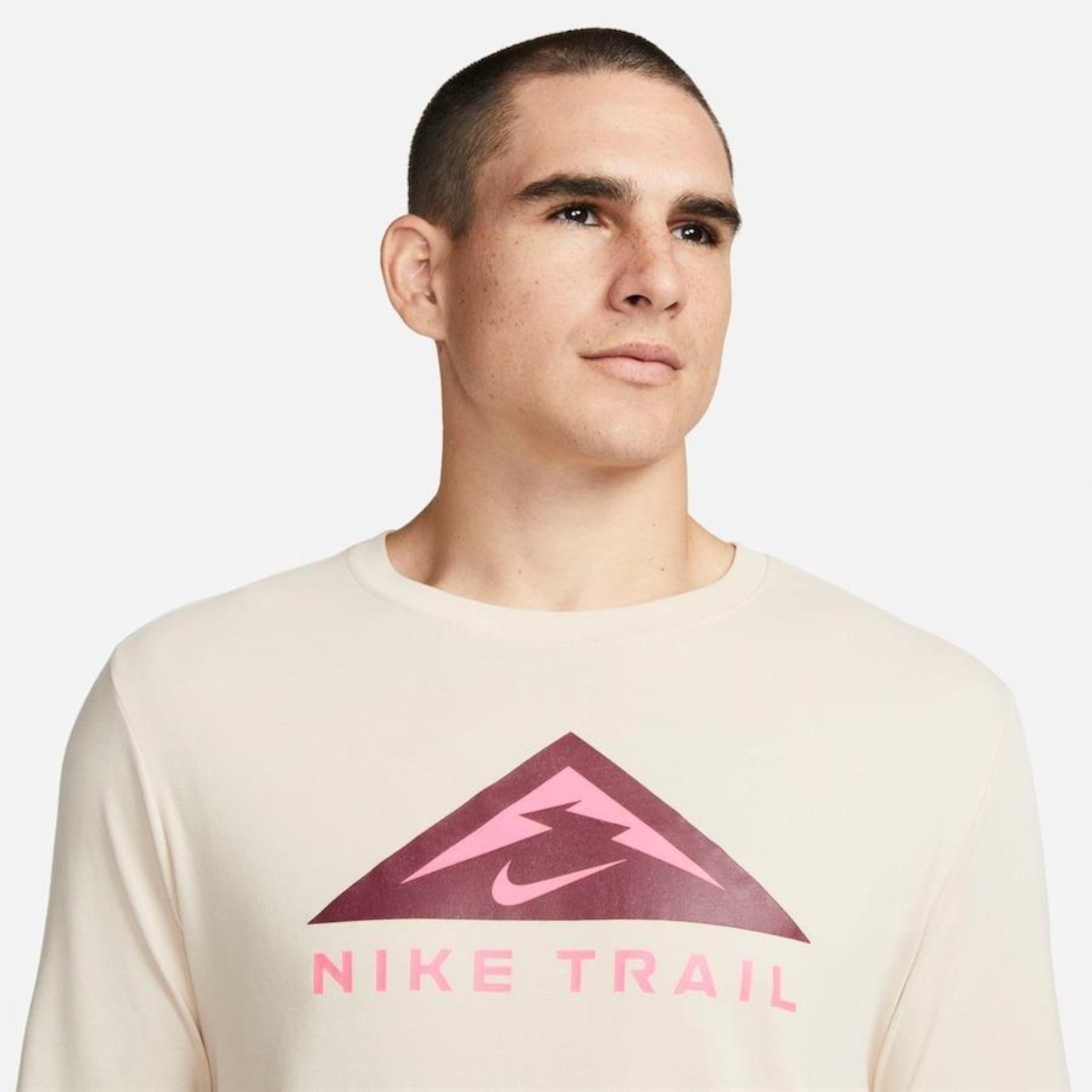 Camiseta Nike Dri-FIT Long Sleeve Trail Manga Longa - Masculina | Centauro
