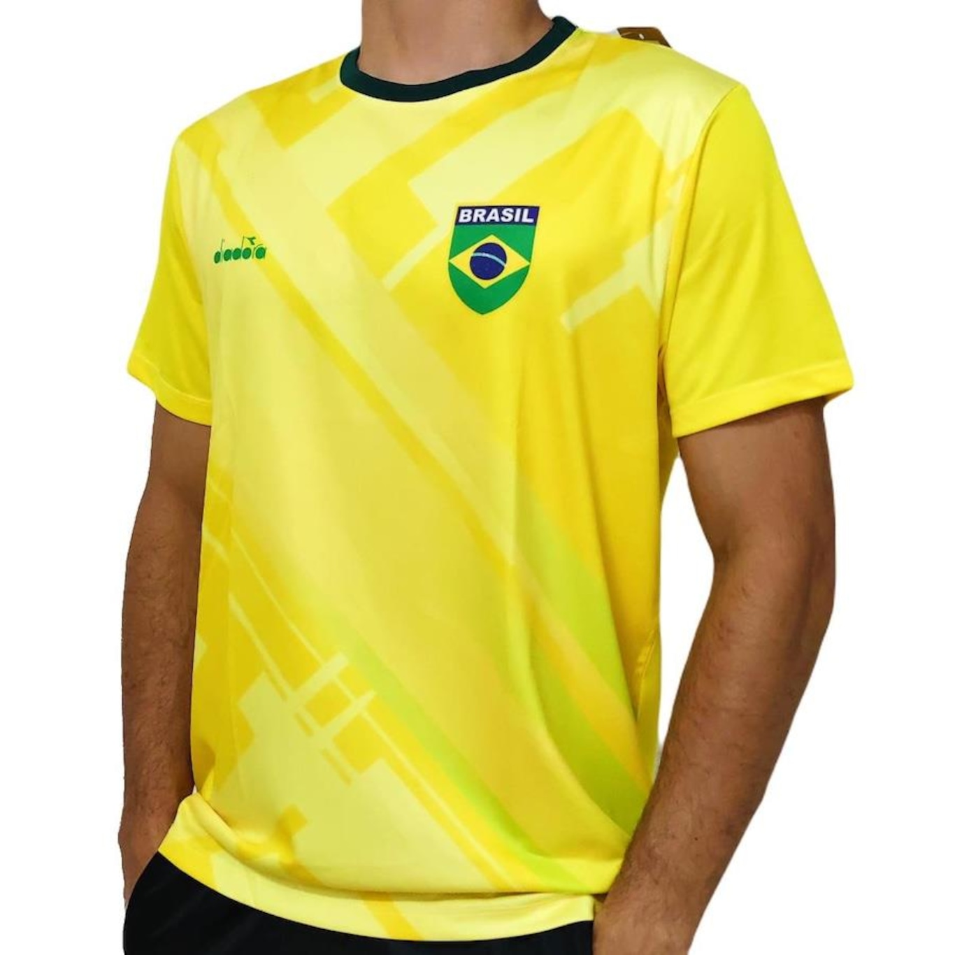 Camisa Brasil Diadora Penta Bandeira - Masculino - Foto 1