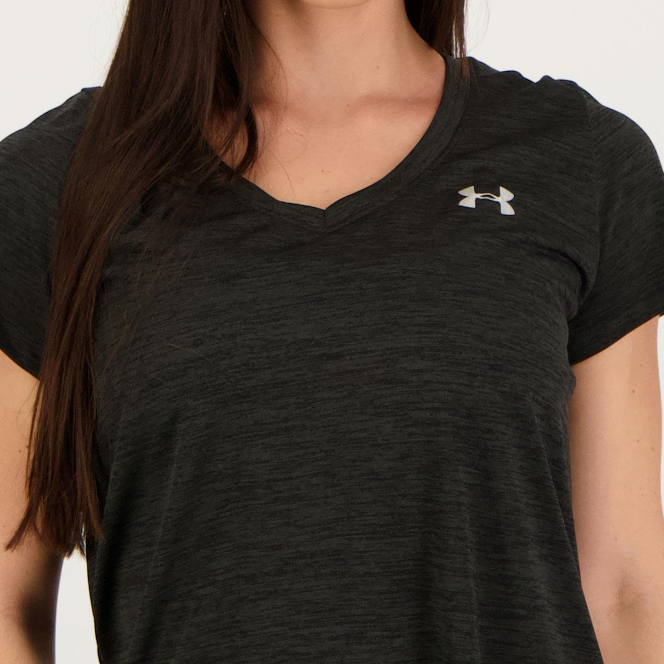 Camiseta Under Armour Tech Short - Feminina - Foto 4