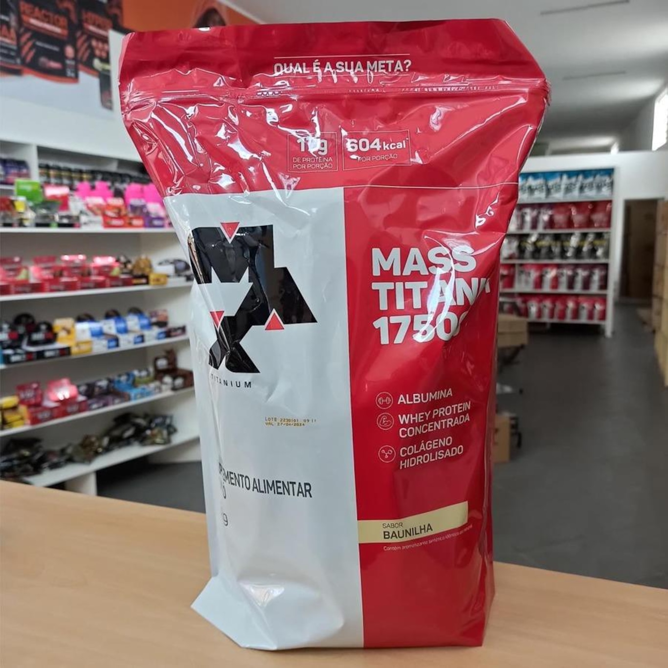 Whey Protein Max Titanium Chocolate Mass 17500 - 3Kg - Foto 3