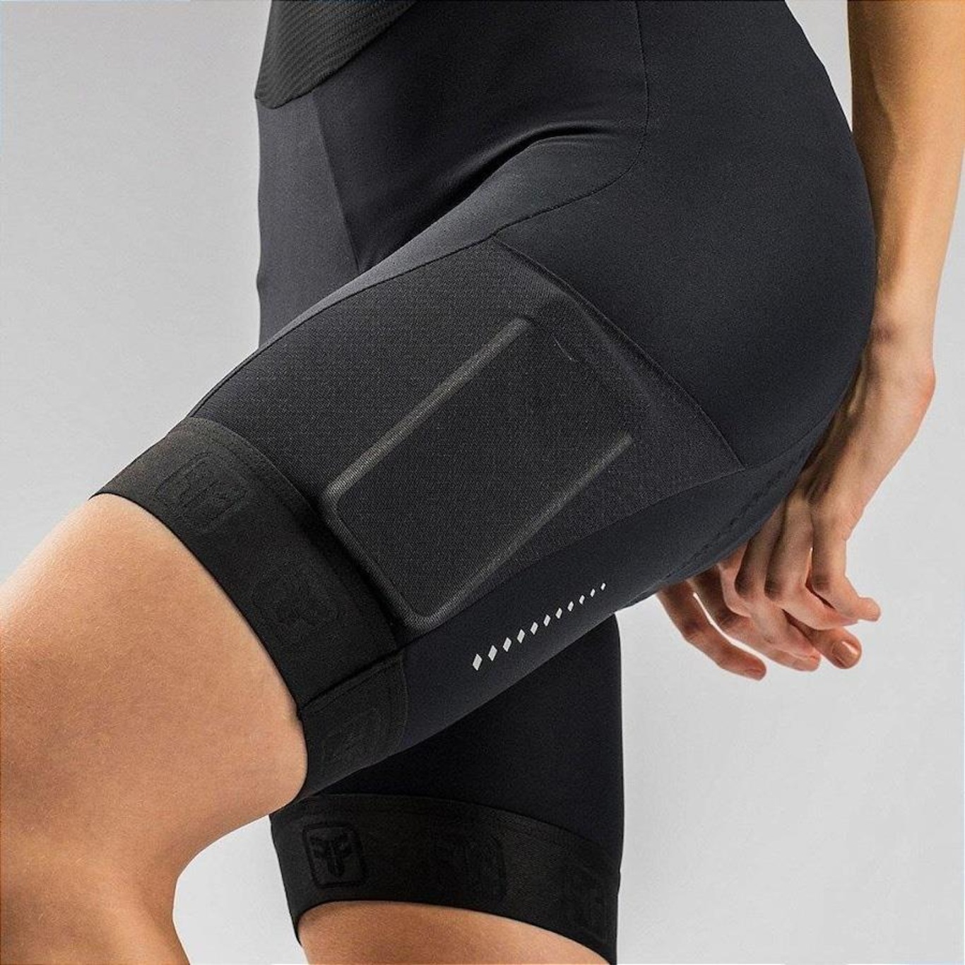 Bretelle de Ciclismo Free Force Endurance Gel com Bolso - Feminino - Foto 3