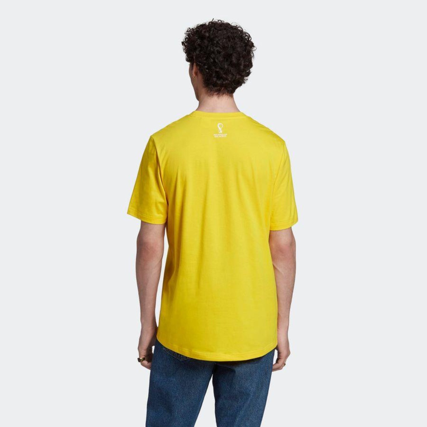 Camiseta adidas Estampada Copa do Mundo FIFA 2022™ - Masculina em Promoção