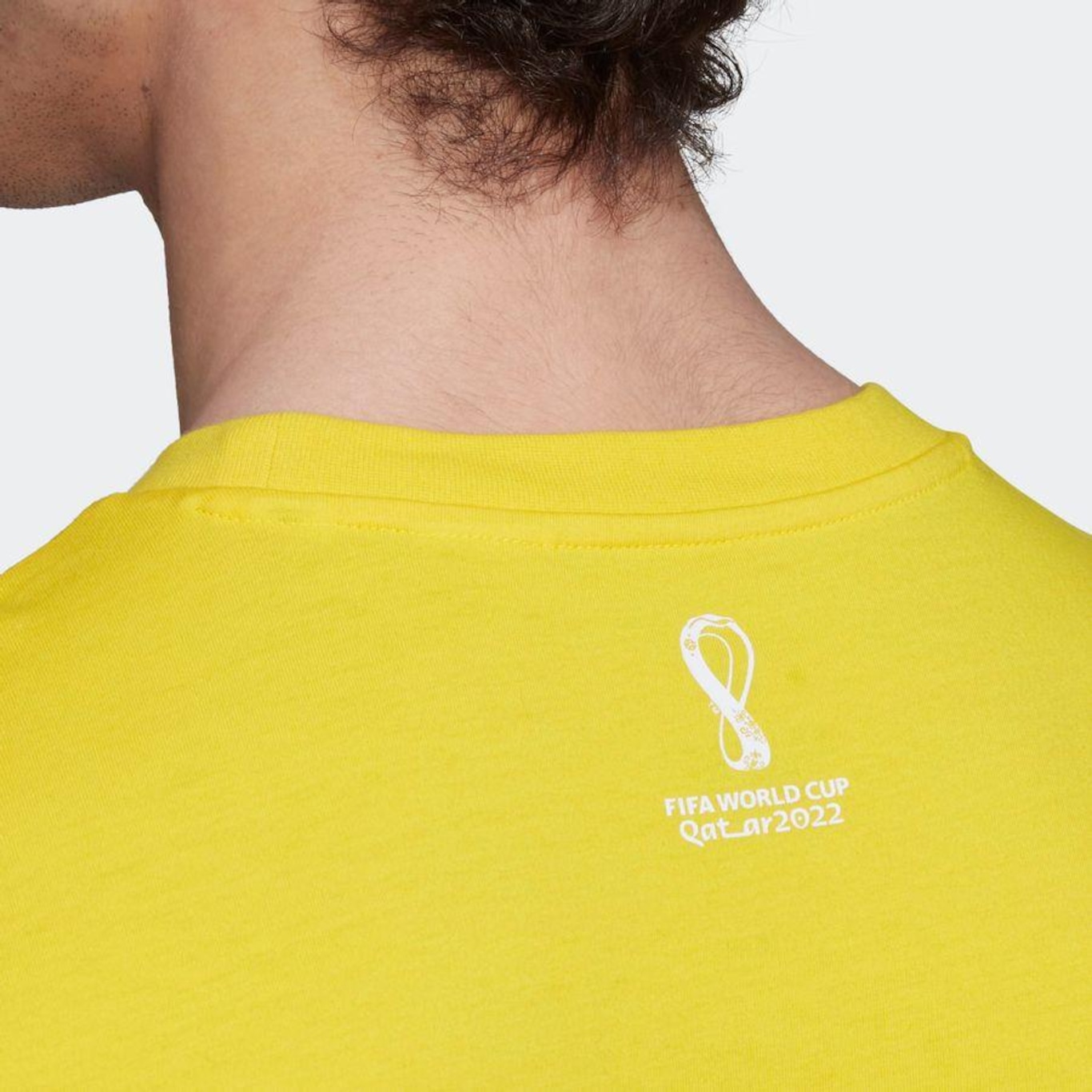 Camiseta adidas Estampada Copa do Mundo FIFA 2022™ - Masculina em Promoção