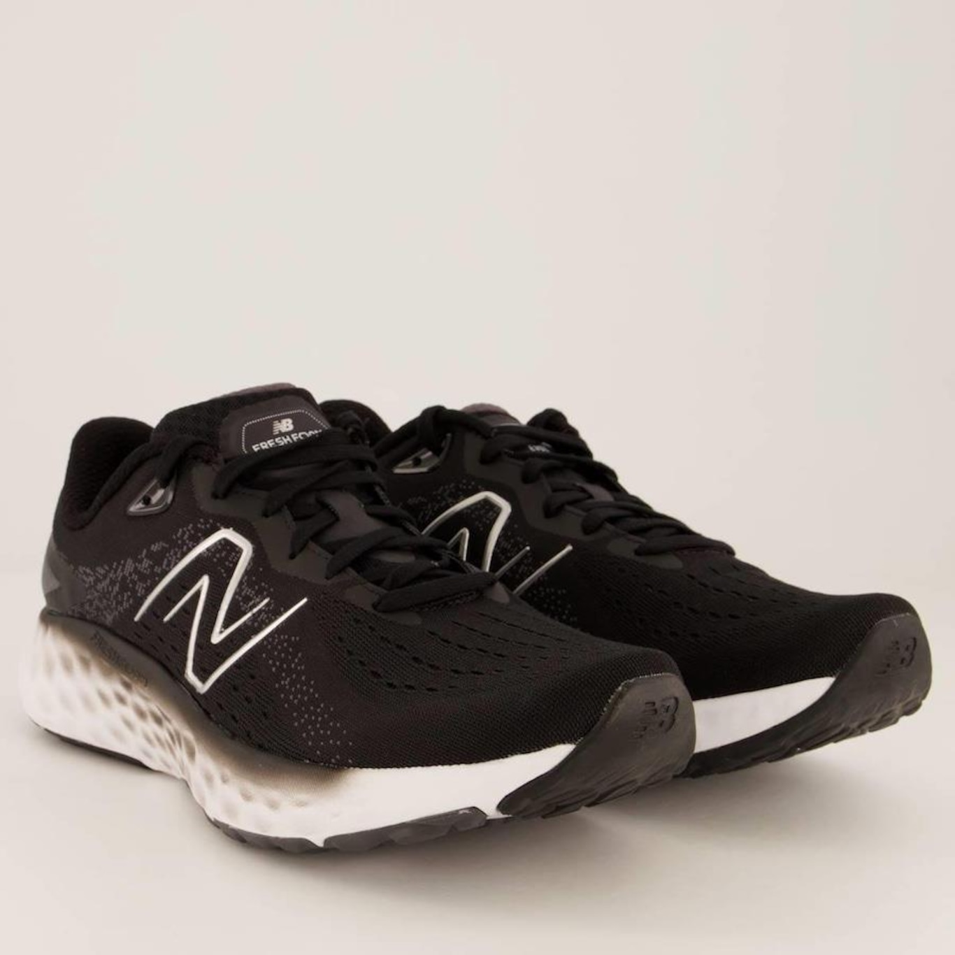 Tênis New Balance Fresh Foam EVOZ V2 - Masculino - Foto 2