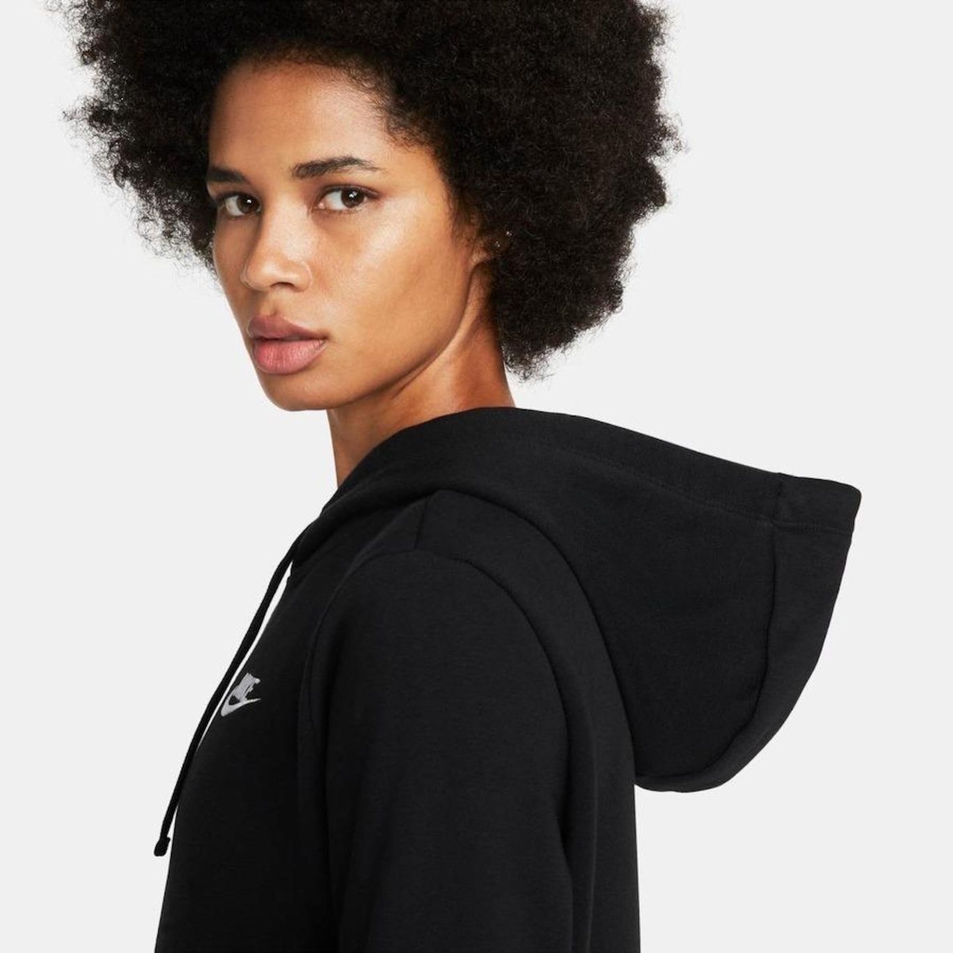 Blusão com Capuz Nike Sportswear Club Fleece - Feminino - Foto 5