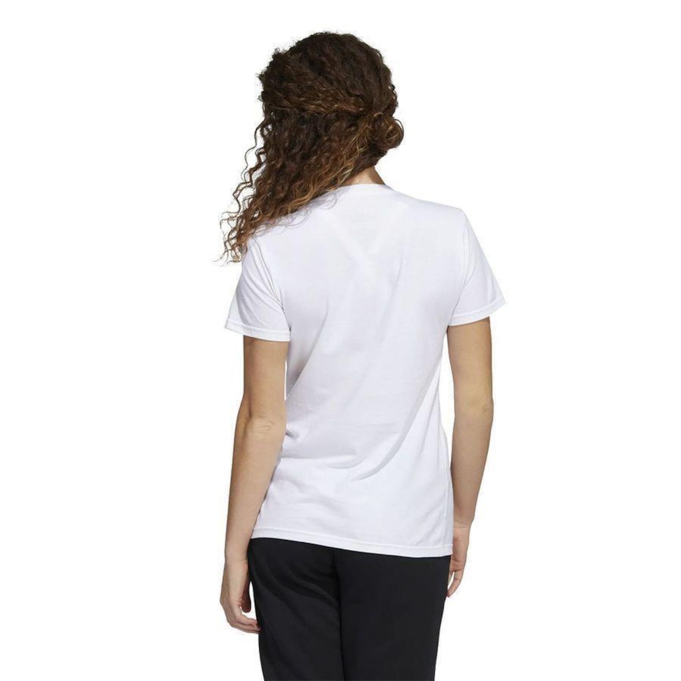 Camiseta adidas Basic Badge of Sport - Feminina - Foto 3