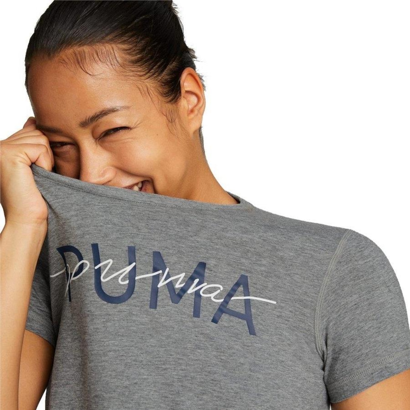 Camiseta Puma Branded Q4 - Feminina - Foto 3