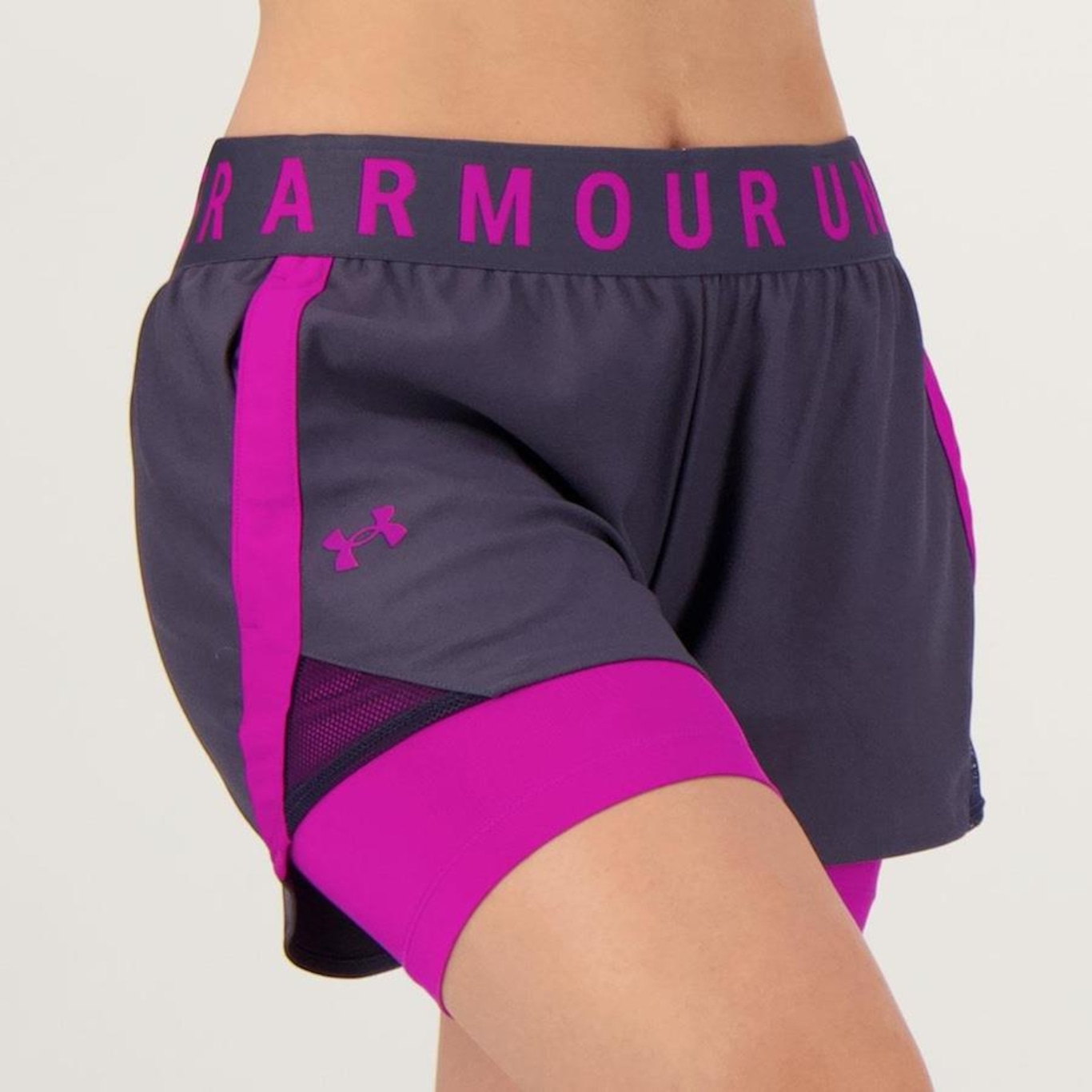 Short Under Armour Play Up 2 in 1 - Feminino - Foto 2