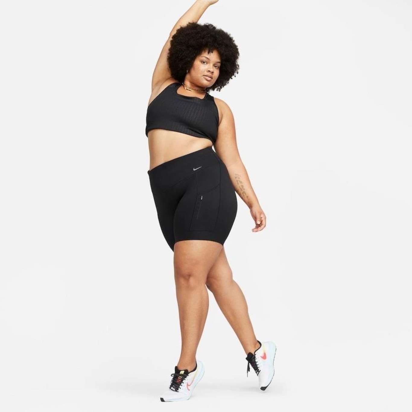 Shorts Nike Dri-FIT Go Plus Size - Feminino