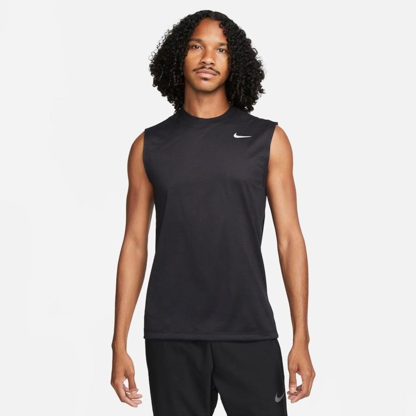 Camiseta Regata Nike Dri-FIT Legend - Masculina em Promoção