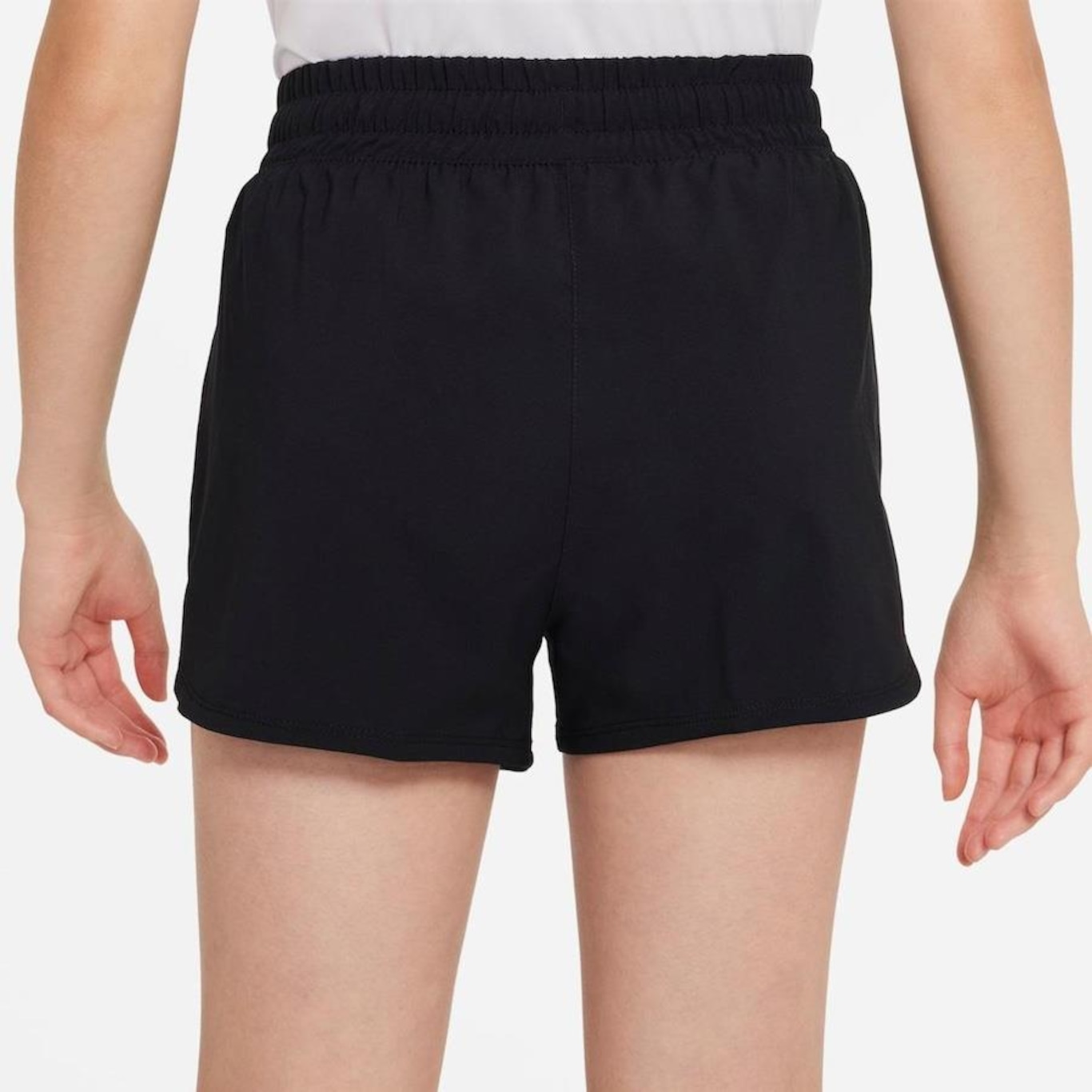 Shorts Nike Dri-FIT One Woven - Infantil - Foto 3