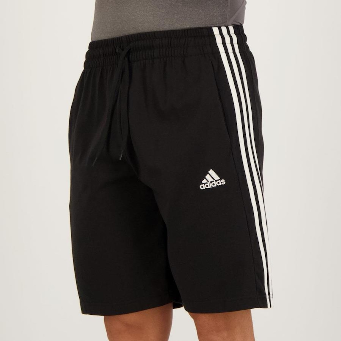 Bermuda adidas Essentials 3 Listras - Masculina - Foto 3