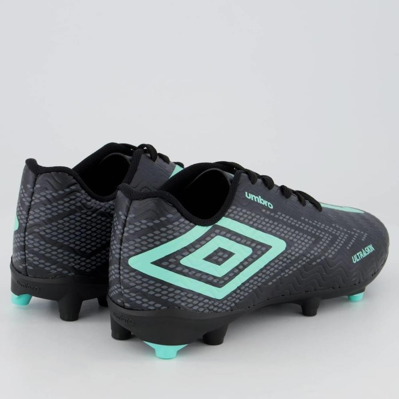 Chuteira Campo Umbro Ultraskin - Adulto - Foto 3