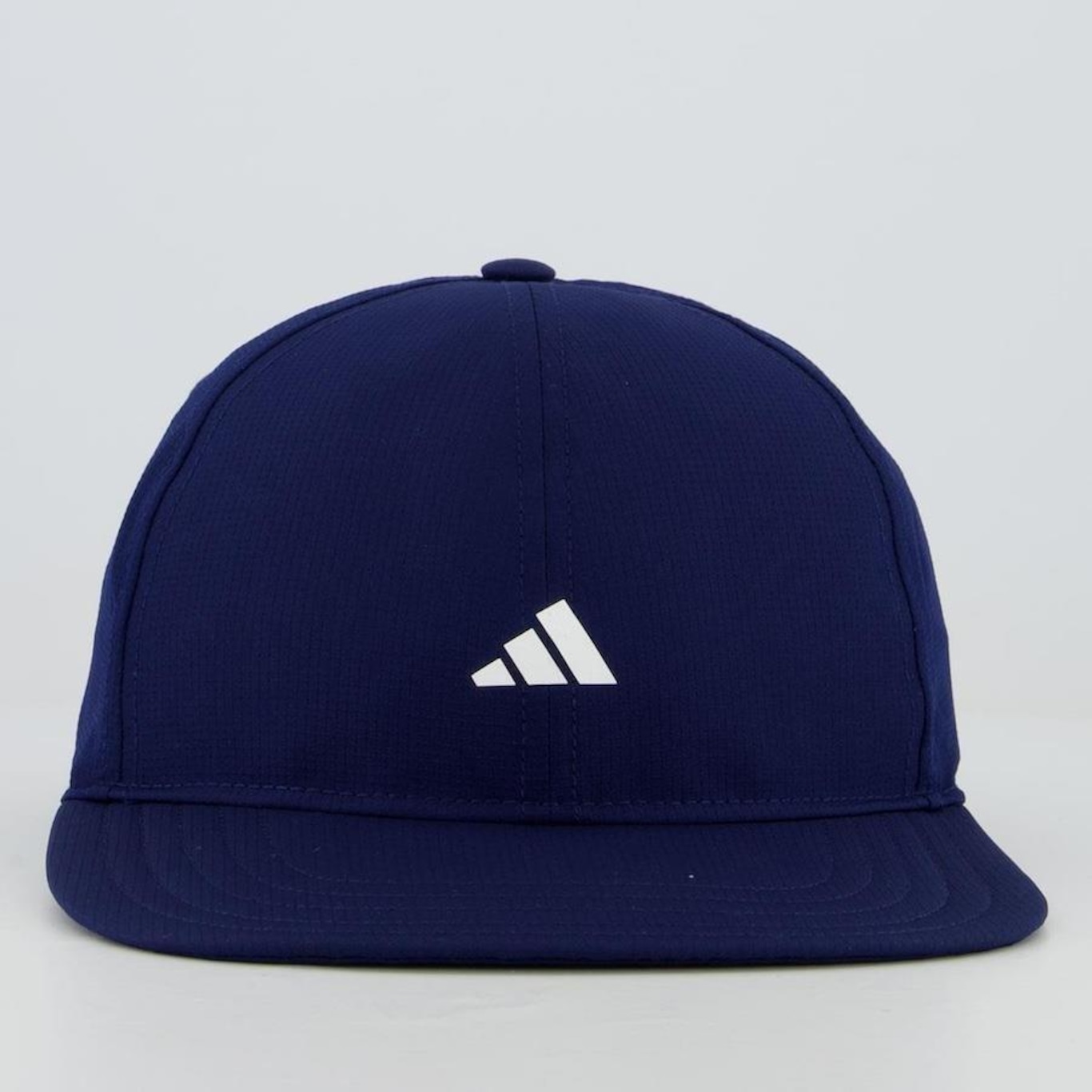 BONÉ ABA RETA ADIDAS LOGO PEQUENO ESSENT - STRAPBACK - ADULTO | Centauro